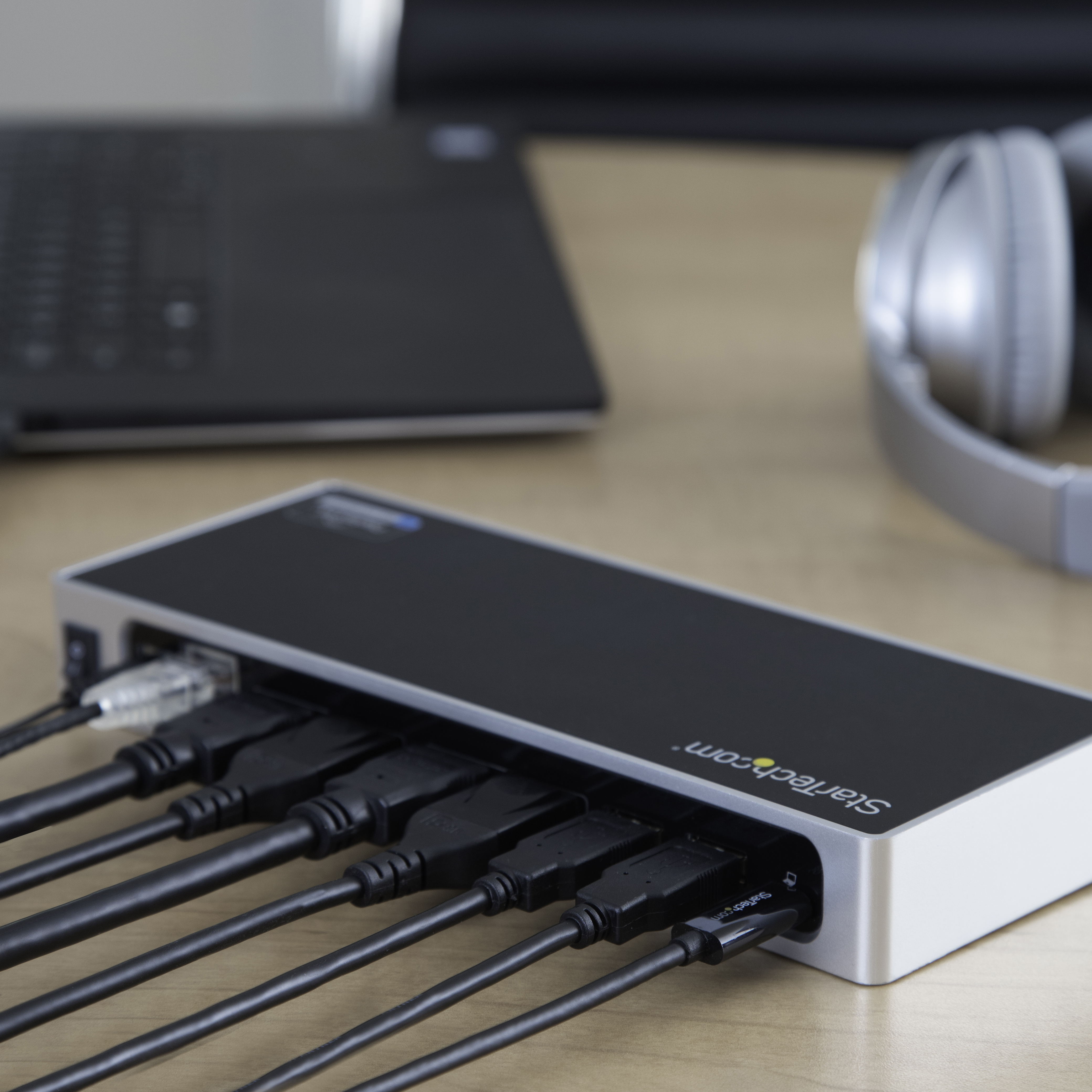 dk30a2dh StarTech.com  2 4096 x 2160 pixel USB C Docking Station USB 3.0 Portswith DisplayPort, HDMI - 6 xUSB ports