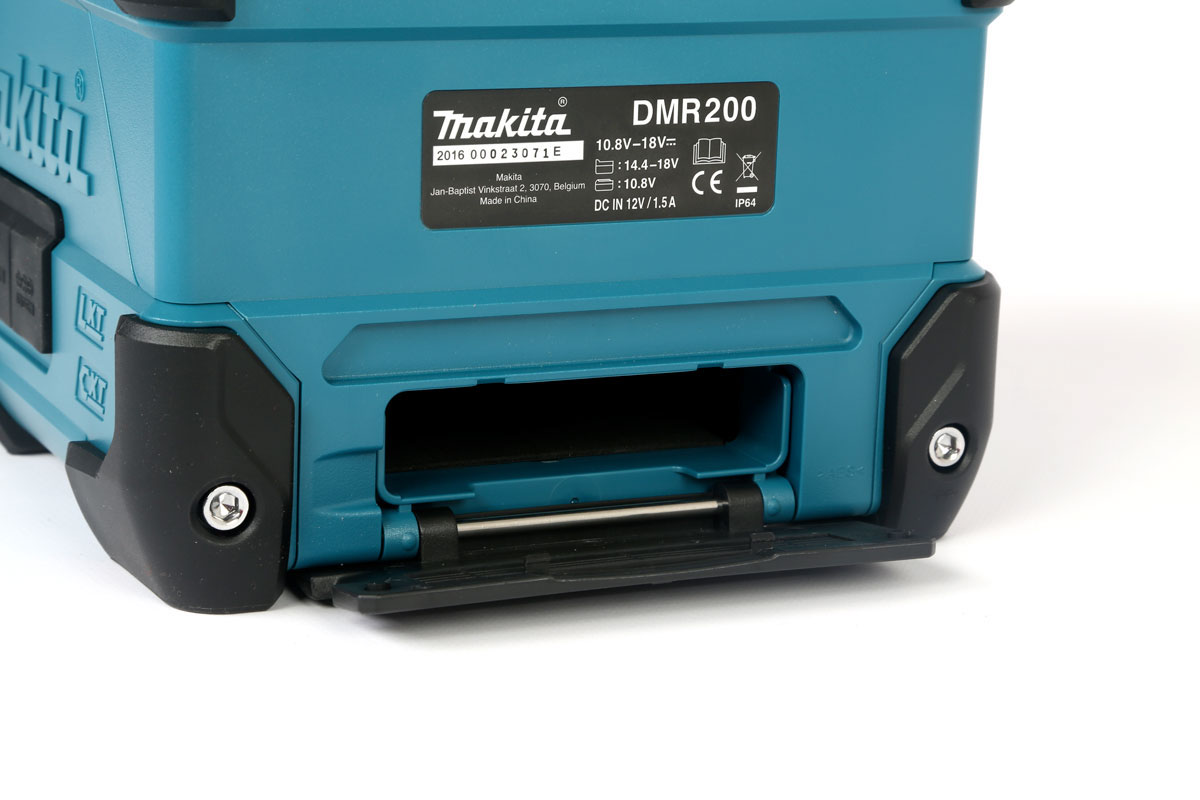 dmr200 Makita Portable Bluetooth Speaker 10.8V, 18 V 2.8 kg