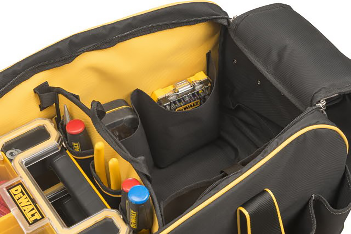 dwst1-79210 DeWALT Fabric Wheeled Bag with Shoulder Strap 699 mm x 305mm x 318 mm