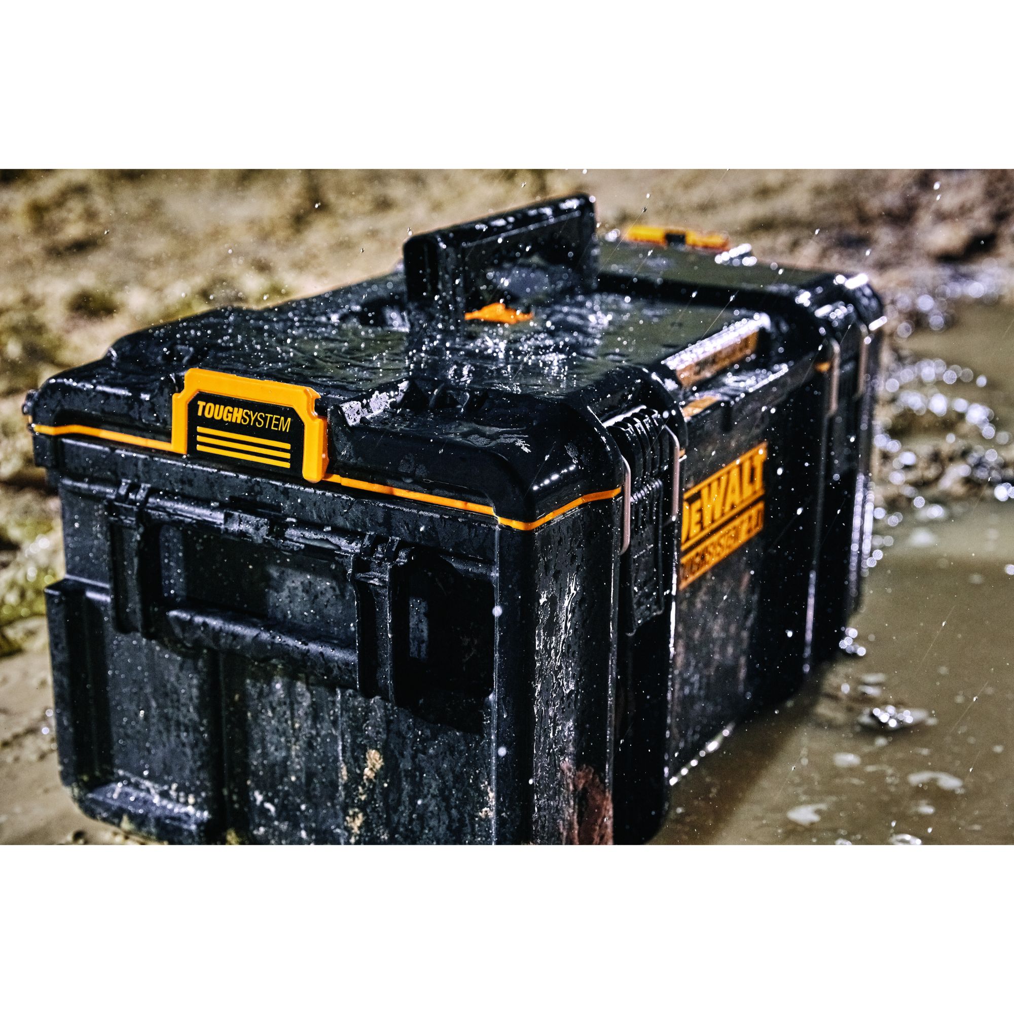 dwst83294-1 DeWALT Plastic Tool Box 308 mm 371 mm 554mm