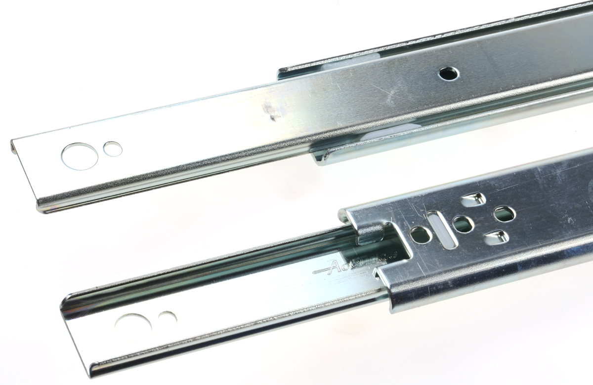 dz0204-0016 Accuride Telescopic Slide, 605 mm Depth, 2 U, 60kg Max Load