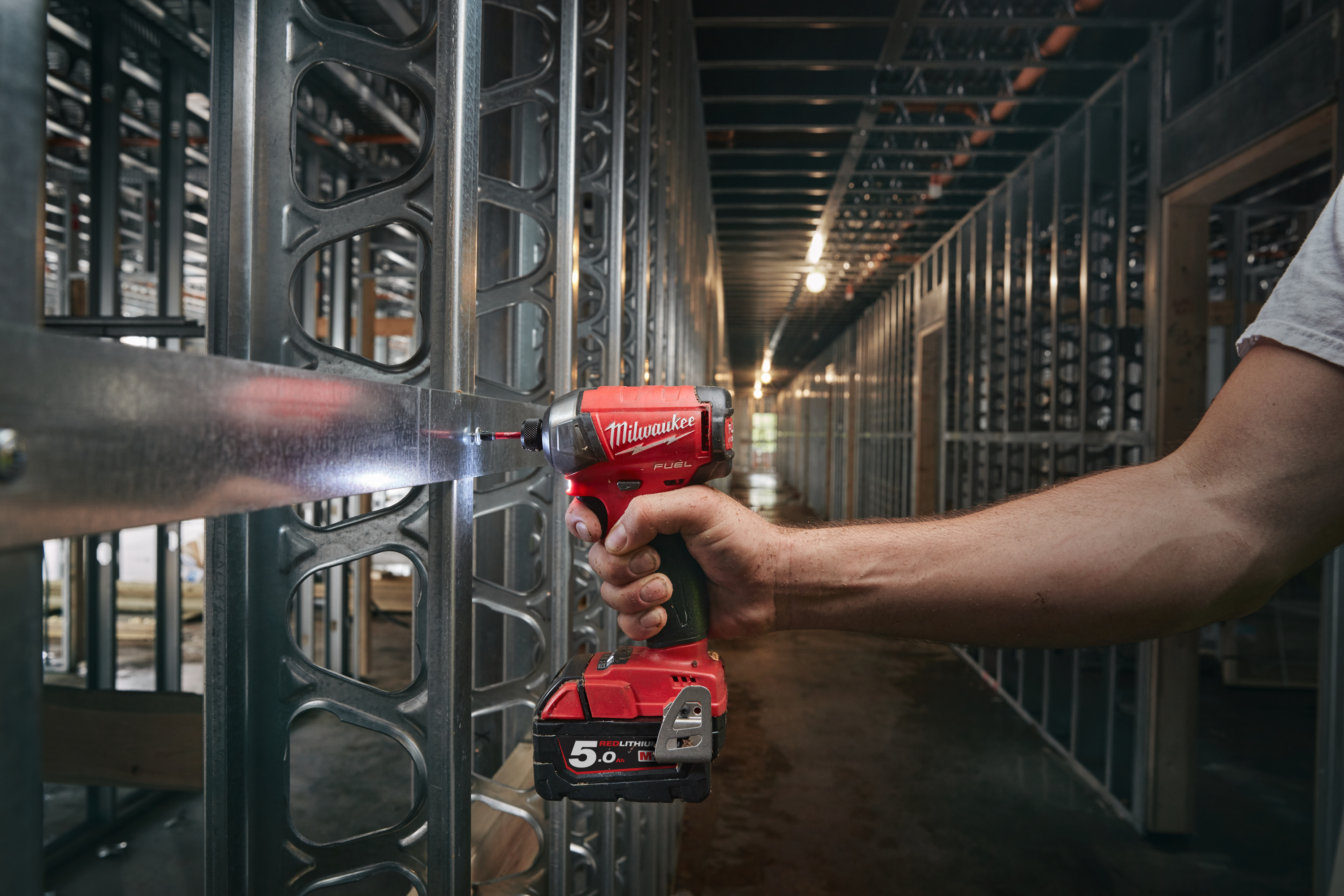 m18fqid-0 Milwaukee M18FQID-0 - Cordless 18V Impact Driver with  Body Only