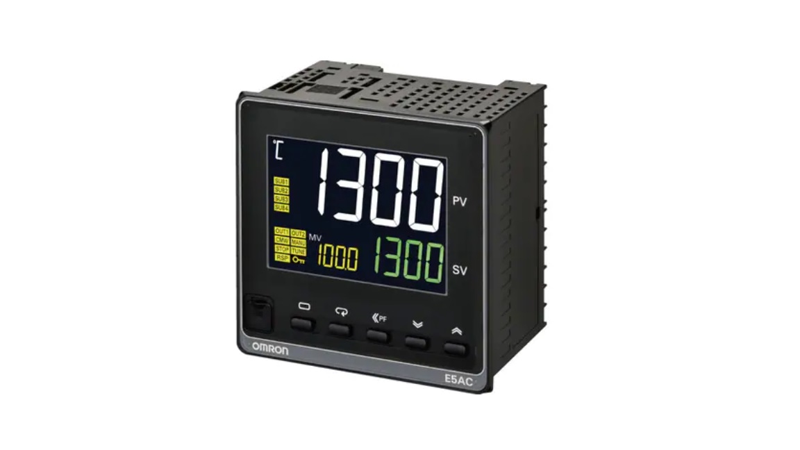 Omron E5AC DIN Rail Temperature Controller 1 Input, 2 Output Relay 240V ac OFF, ON
