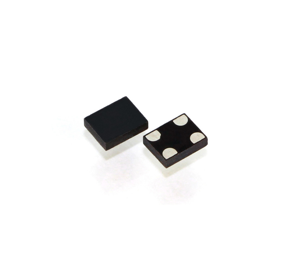 Ecliptek 32.768 MHz MEMS Oscillator, 4-Pin Tape & Reel 5 % 50 ppm EMK33H2H-32.768M TR