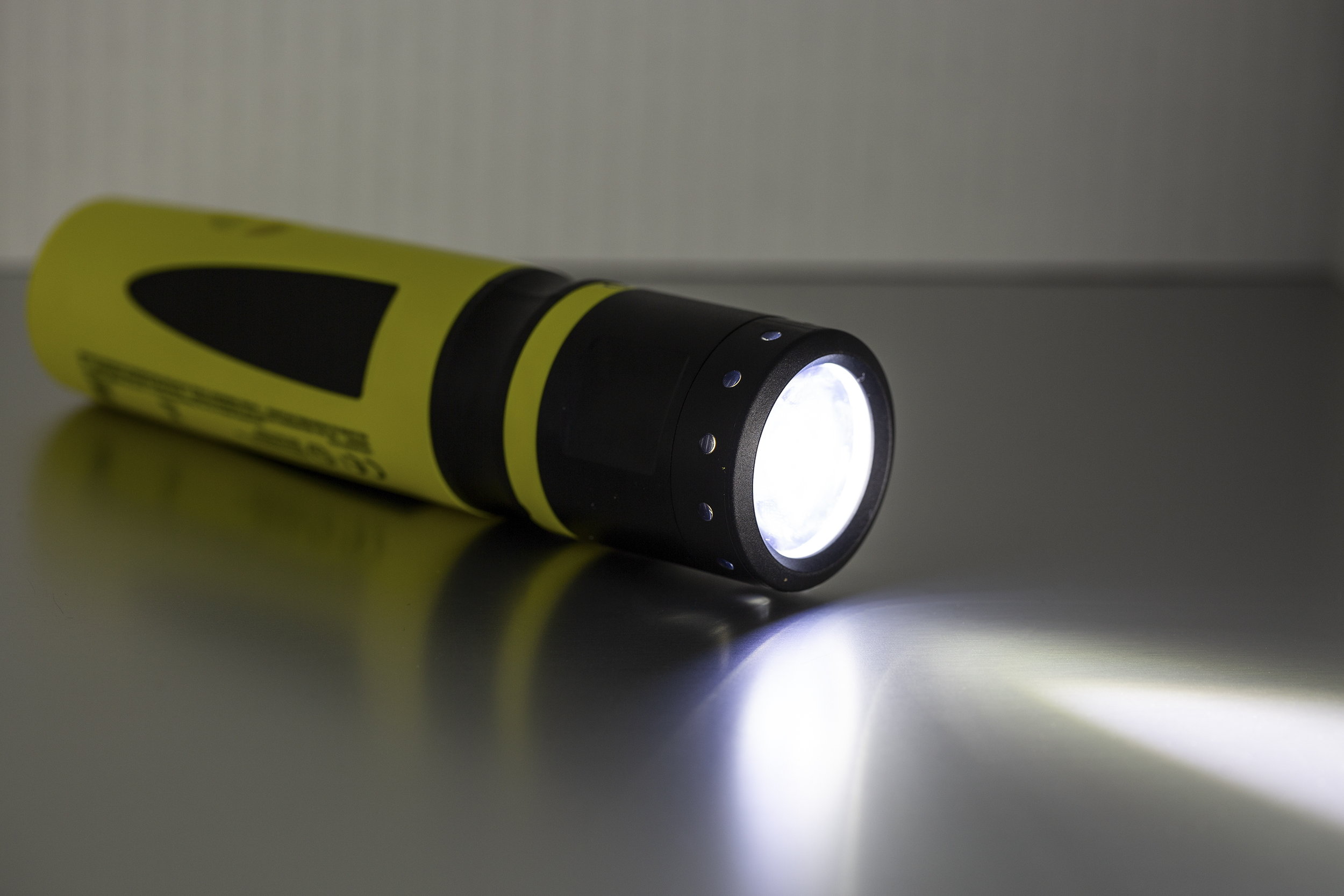 ex7r-atex LEDLENSER IECEx/ATEX LED Torch Yellow Rechargeable