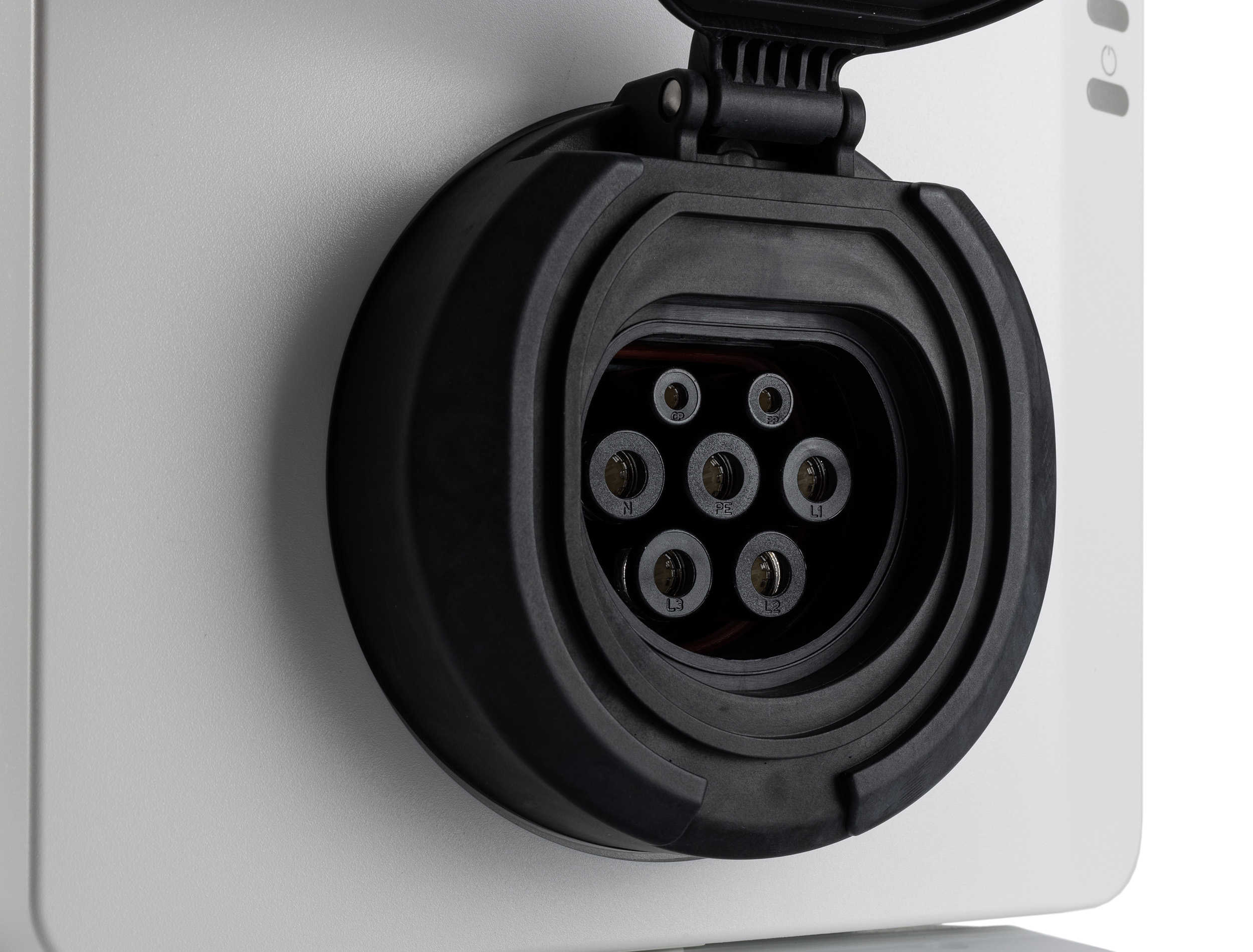 6agc081280 ABB 3 Phase 22kW EV Charging Point, 320 → 480V ac O/P, 32A O/P Type 2