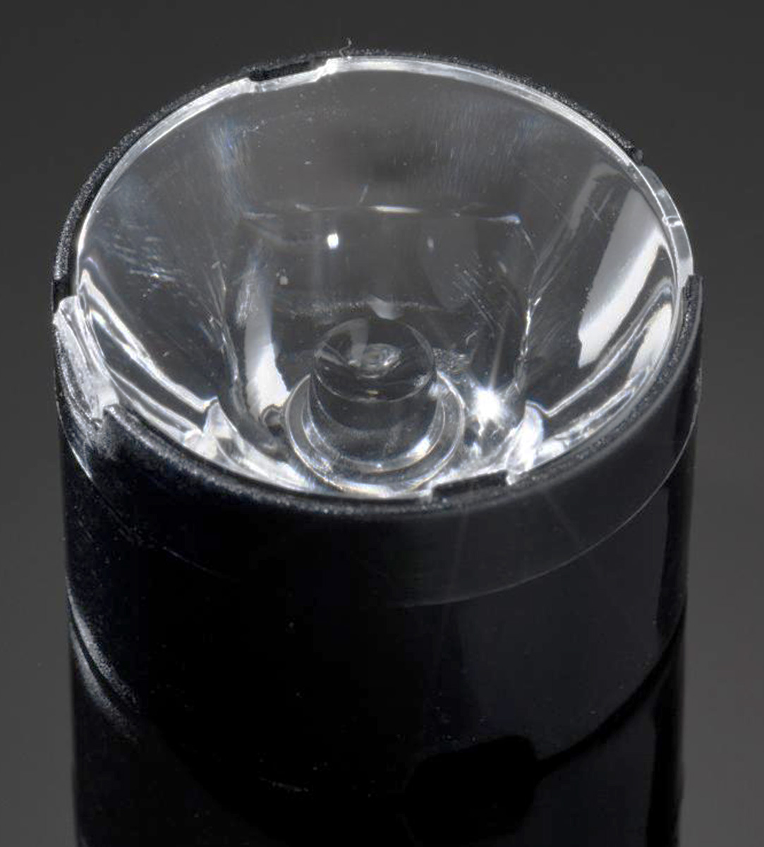 Ledil FA11739_LXP-RS2, Leila Series 1-Way LED Lens 8 to 11 ° Round Beam
