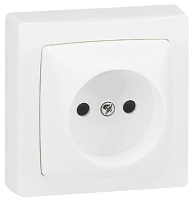 Legrand Saillie White 1 Gang Plug Socket, 16A, Type E - French, Indoor Use