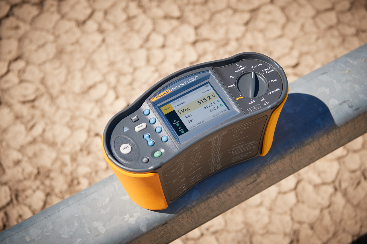 flk-smft-1000kit Fluke SMFT-1000 Solar Tools Kit Multifunction Tester 1000V Earth Resistance Measurement With Optical USB