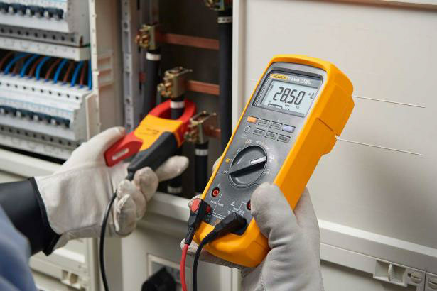 fluke-87v-max Fluke 87V-MAX Digital Digital Multimeter True RMS, 10 A, 10 A, 1000 V, RSCAL Calibrated
