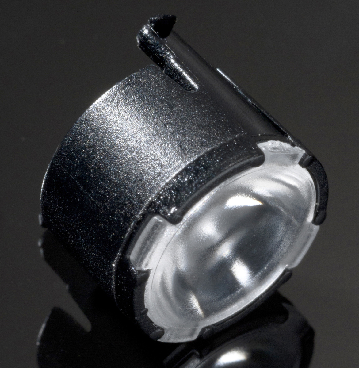 Ledil FP11081_LISA2-M-CLIP, Lisa2 Series 1-Way LED Lens 23 ° Medium Angle Beam