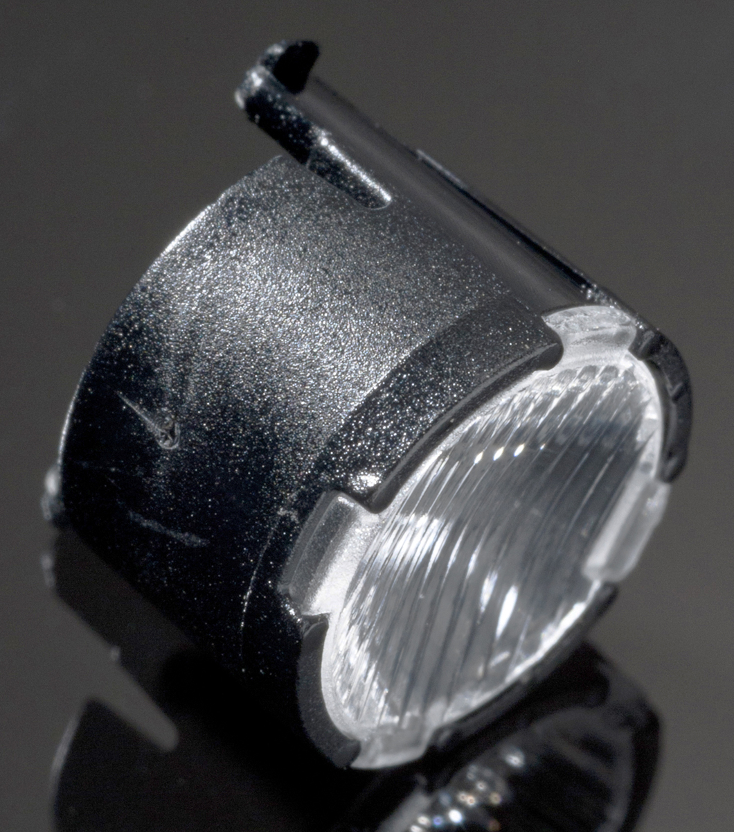 Ledil FP11120_LISA2-O-CLIP, Lisa2 Series 1-Way LED Lens 48 + 19° Oval Beam