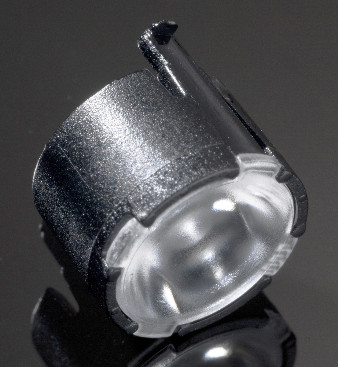 Ledil FP13031_LISA2-W-CLIP, Lisa2 Series Lens Assembly 22 to 36° Wide Angle Beam