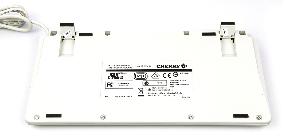 g84-4100lcagb-0 Cherry Wired PS2, USB Compact Keyboard, QWERTY (UK), White