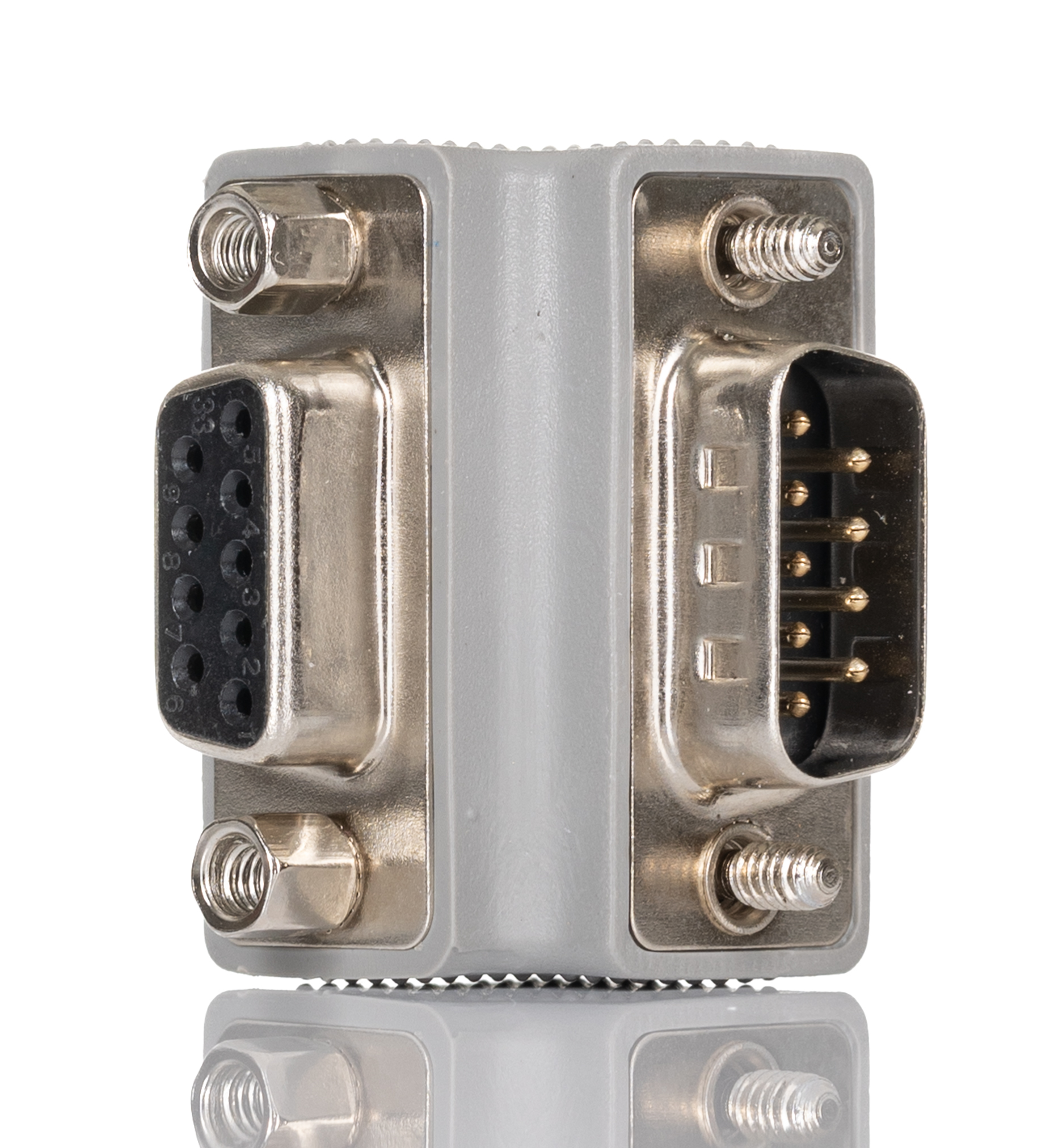 StarTech.com D-Sub Adapter 9-Way D-Sub to Male Male 9-Way D-Sub Female Female