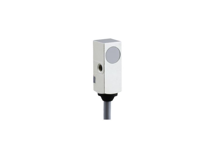 Baumer IFFM 08P1703/O1L Rectangular Proximity Sensor, M8 PNP 36V 2 mm 36 V dc 200mA