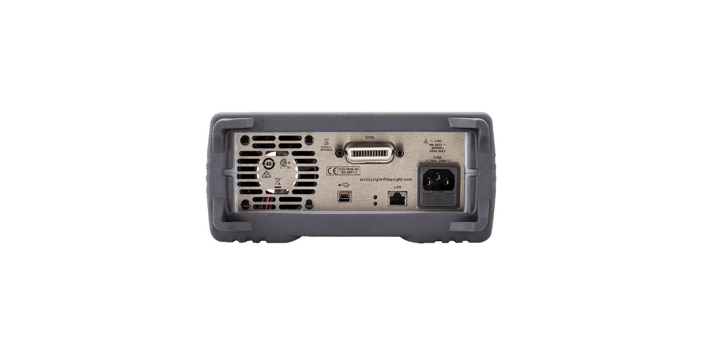 j7201b-002 Keysight Technologies J7201B RF Attenuation Controller, SMA Connector, 121 dB Max, 18 GHz Max
