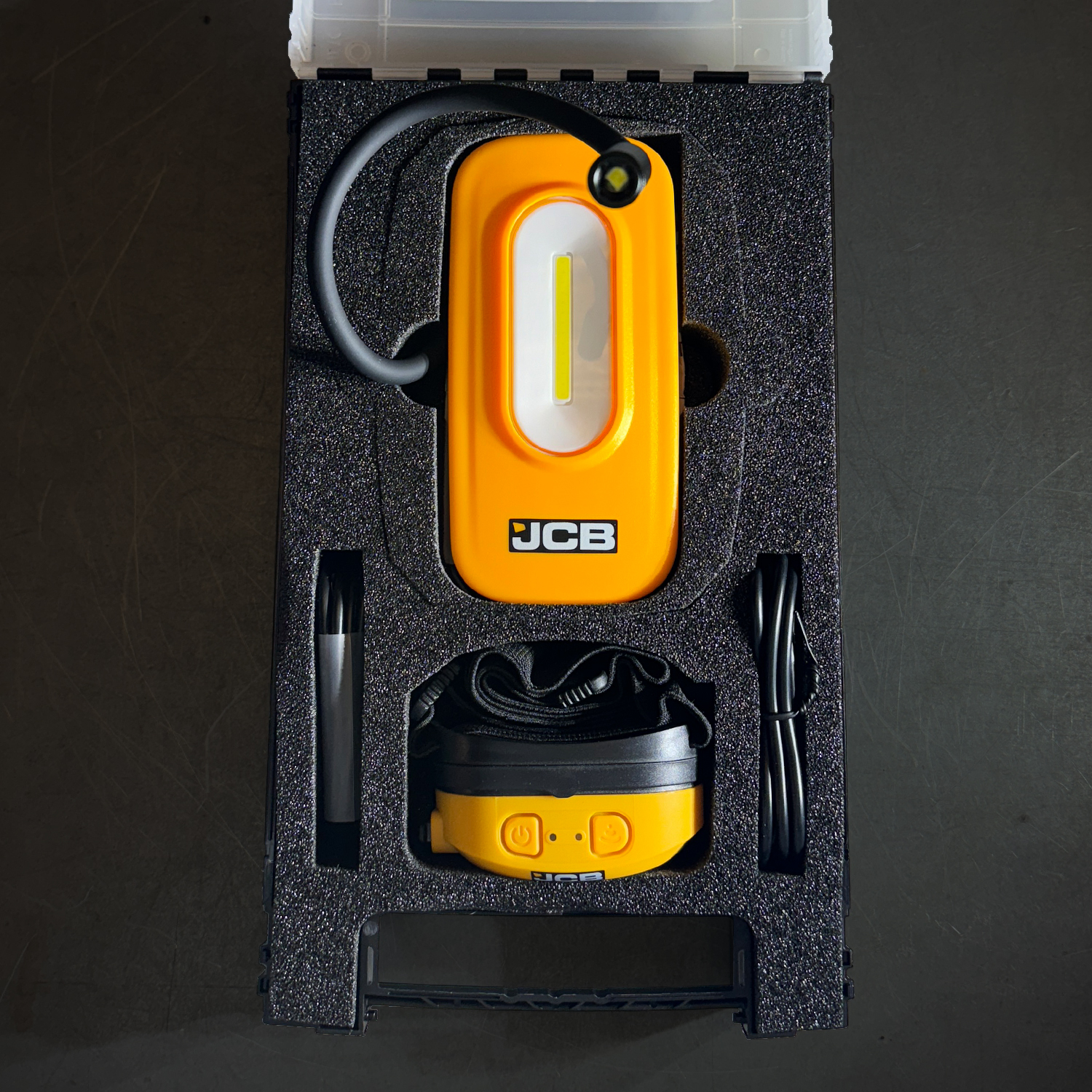 jcb-rs-xtra260-flex-kit JCB Rechargeable LED Lighting Kit Work Light, 300 lm, USB Type C Plug, 3.7V, IP44, IP65
