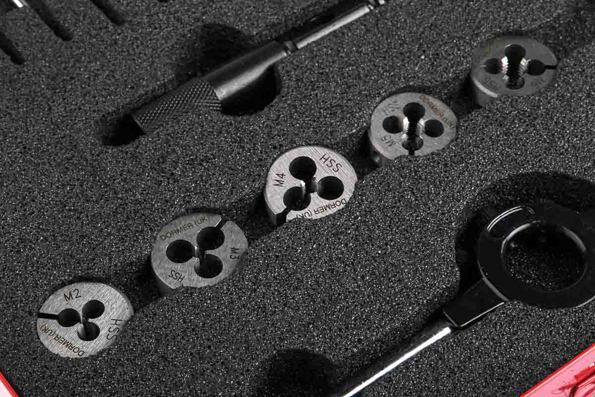 l1208m Dormer 12-Piece HSS Thread Tap & Die Set, M2 - M6 Taps, M2 - M6 Dies