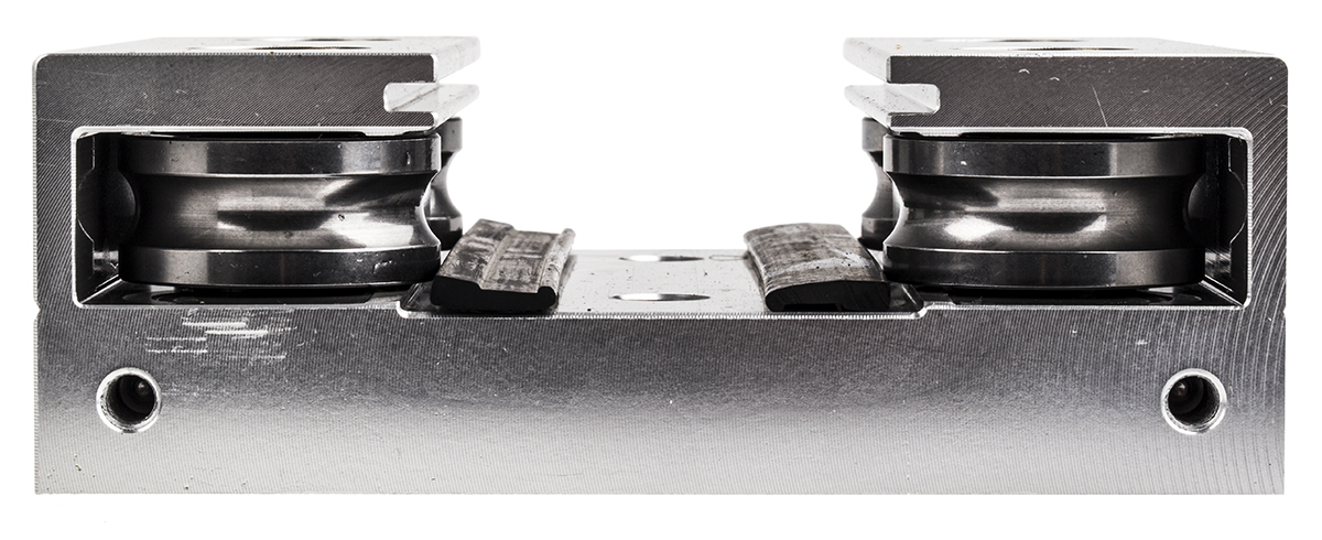 lfkl52-sf INA Linear Guide Carriage LFKL52-SF LFKL Series, 16.8 kN Dynamic Load