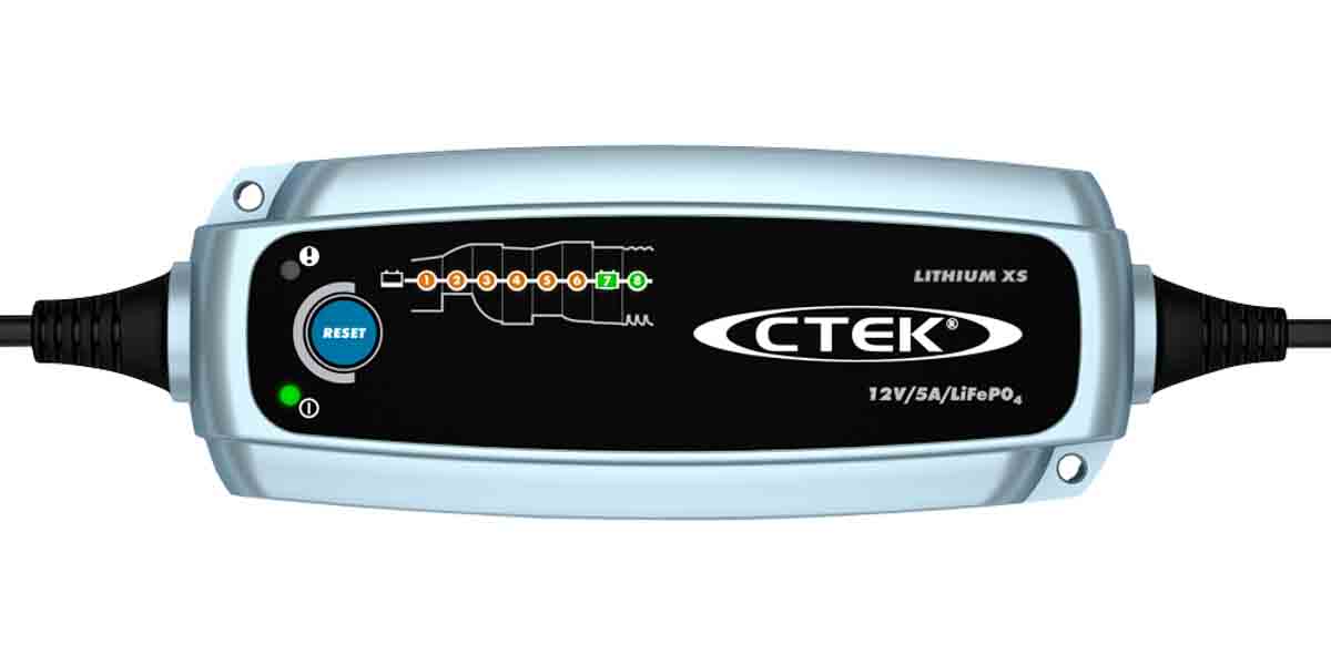 CTEK LITHIUM XS LITHIUM XS Battery Charger For 13.8V, 14.4 V, LiFePO4 5 A, 12 V with UK plug Automotive
