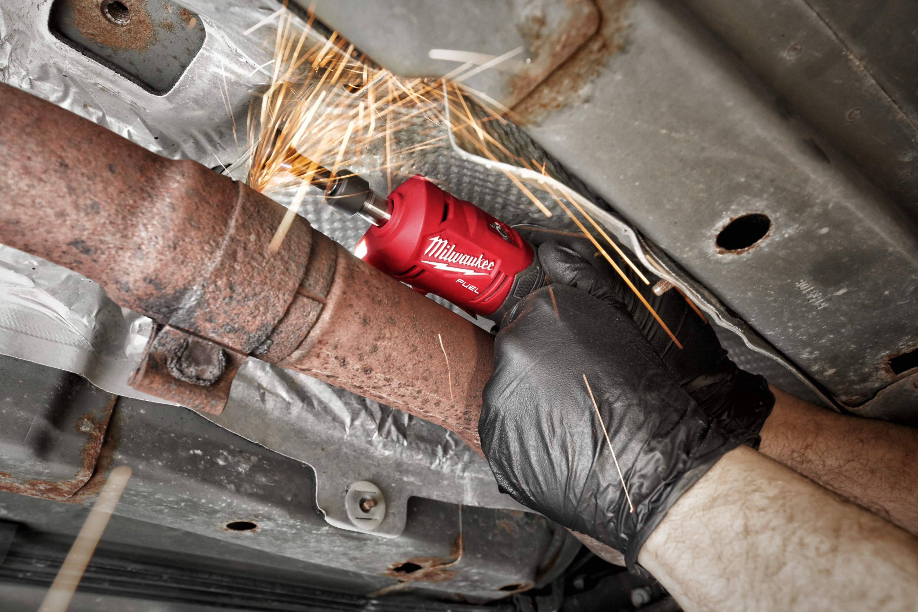 m12fdgs-422b Milwaukee M12FDGS-422B M12FDGS-422B Cordless Brushless, Cordless 4 Ah 6mm, 8 mm