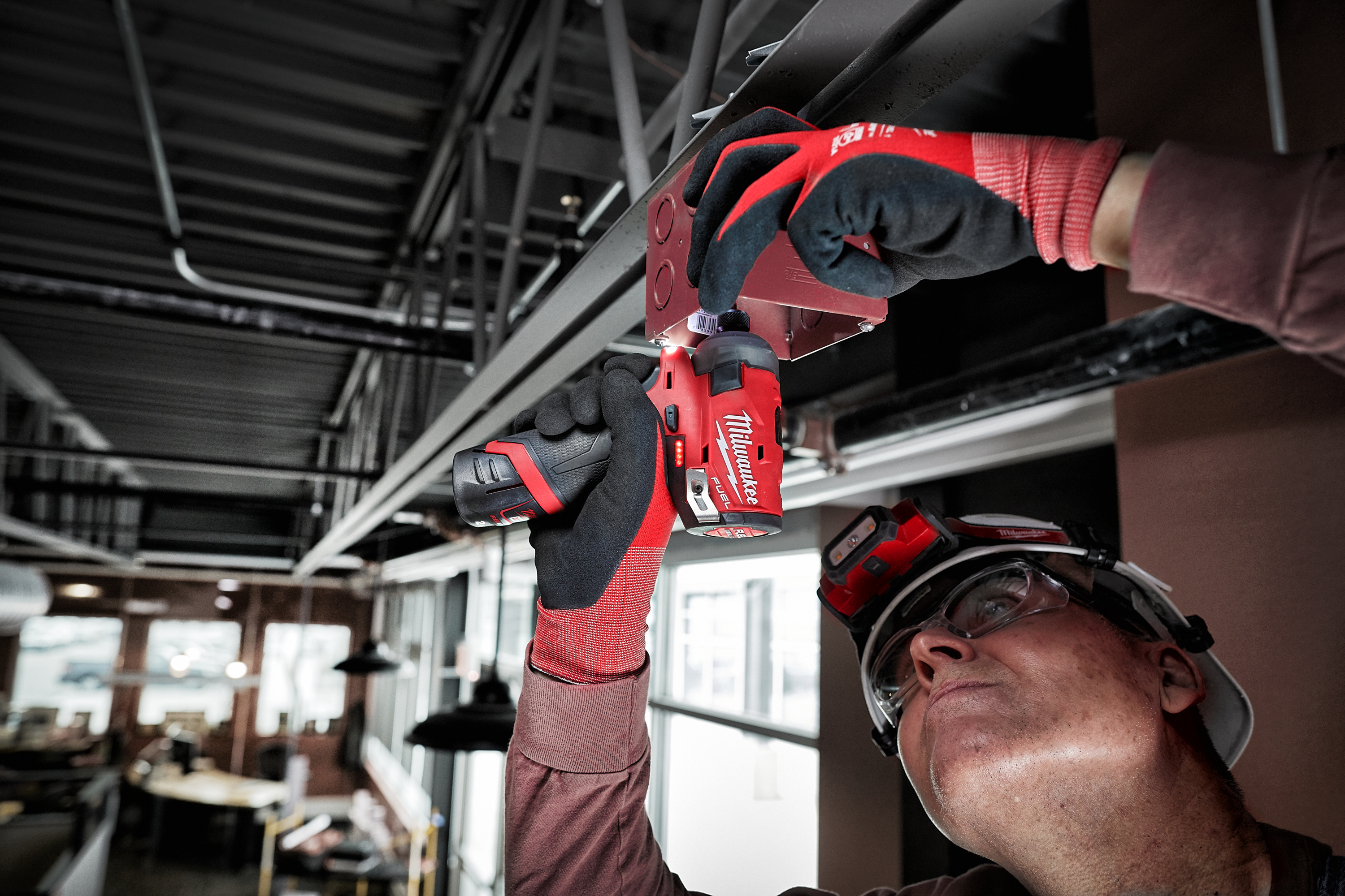 m12fqid-0 Milwaukee M12FQID-0 - Cordless Impact Driver