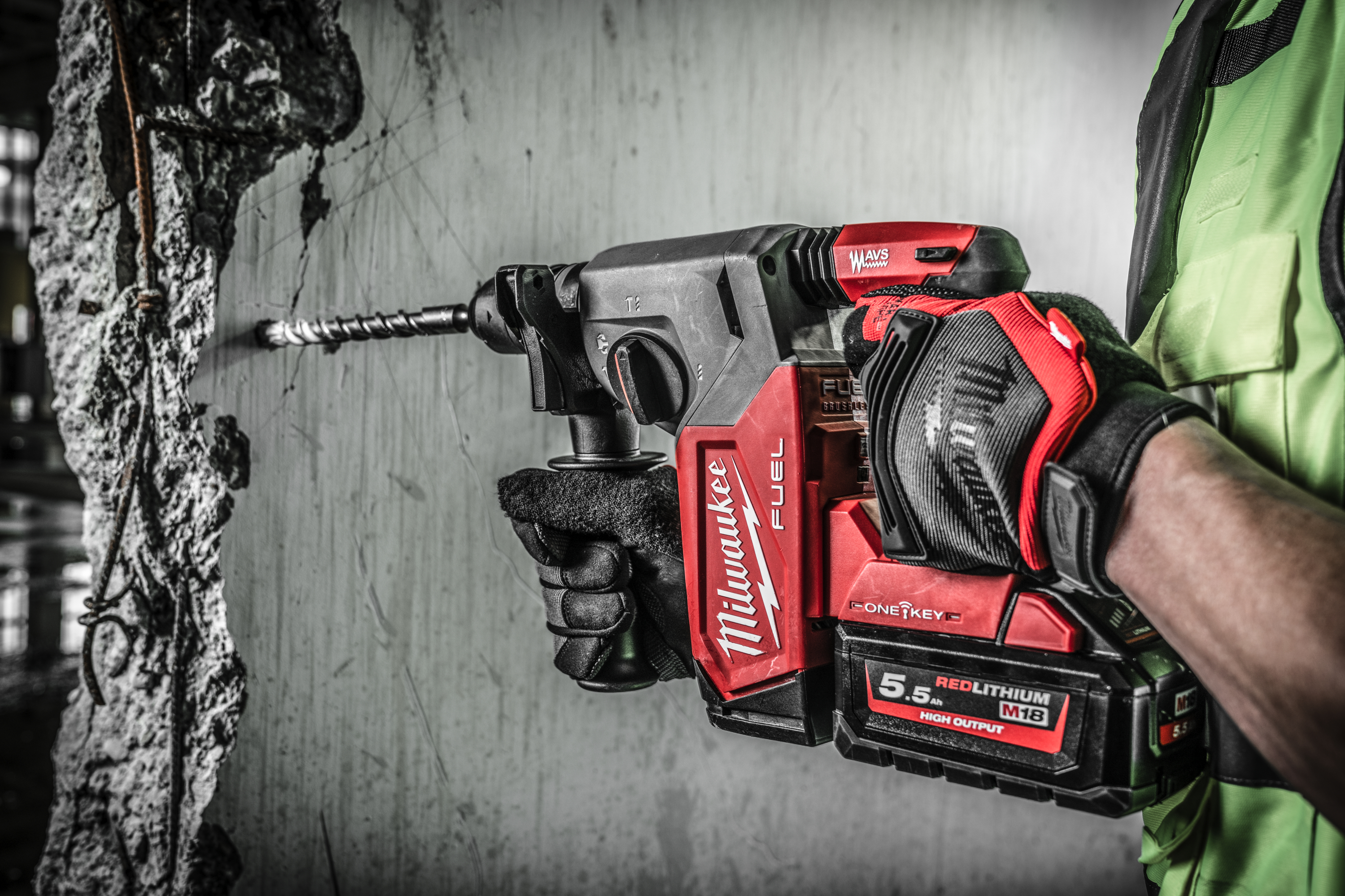 m18onefhx-552x Milwaukee M18 FUEL SDS Plus Cordless, Type G - British 3-Pin 18 V 13 mm 4800rpm