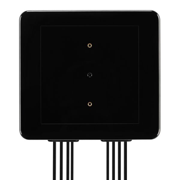 Taoglas MA998.A.001 Square Multi-Band Antenna with SMA Connector, 4G/5G