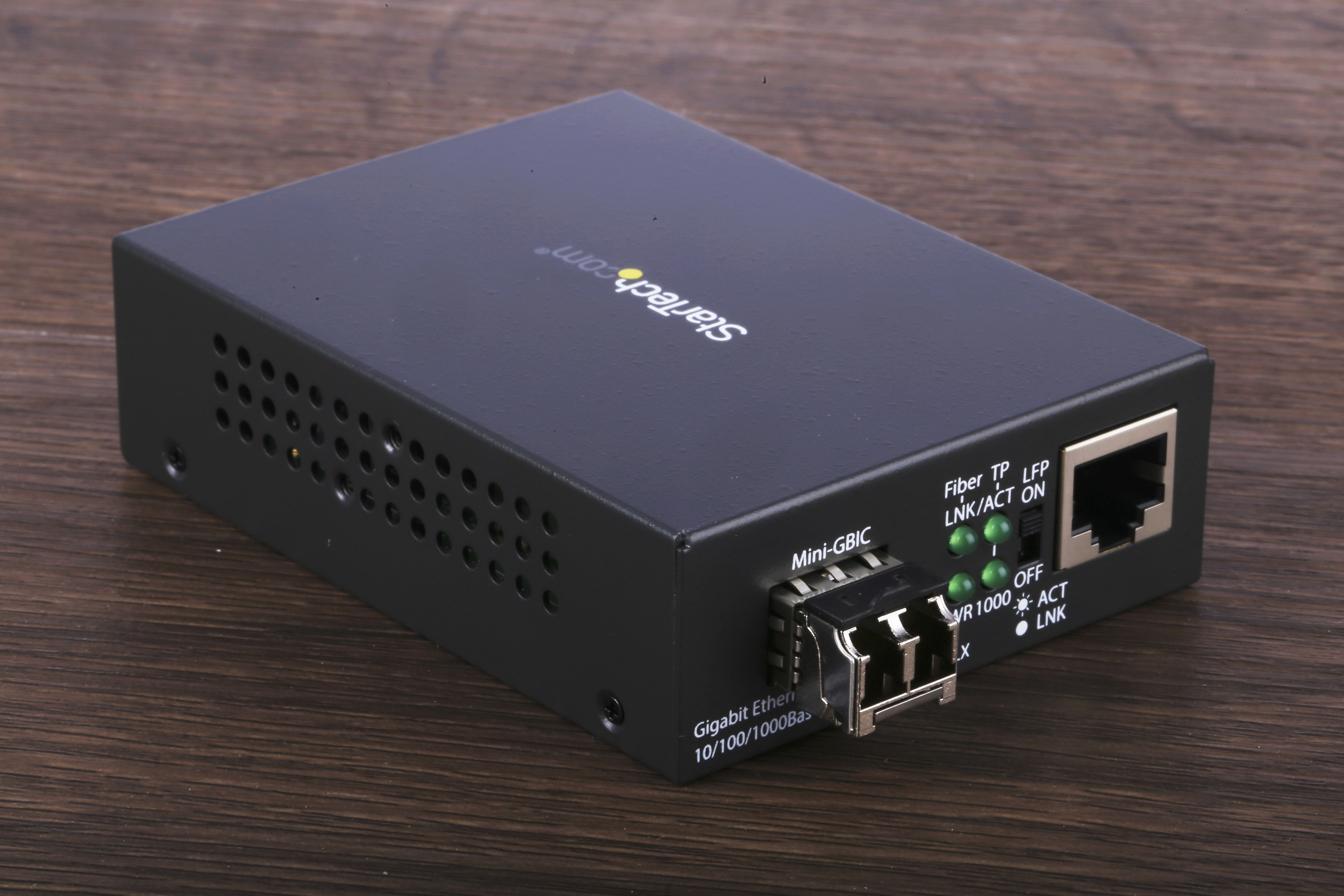 mcm1110mmlc StarTech.com LC, RJ45 Media Converter, Multimode, Full Duplex 550 m