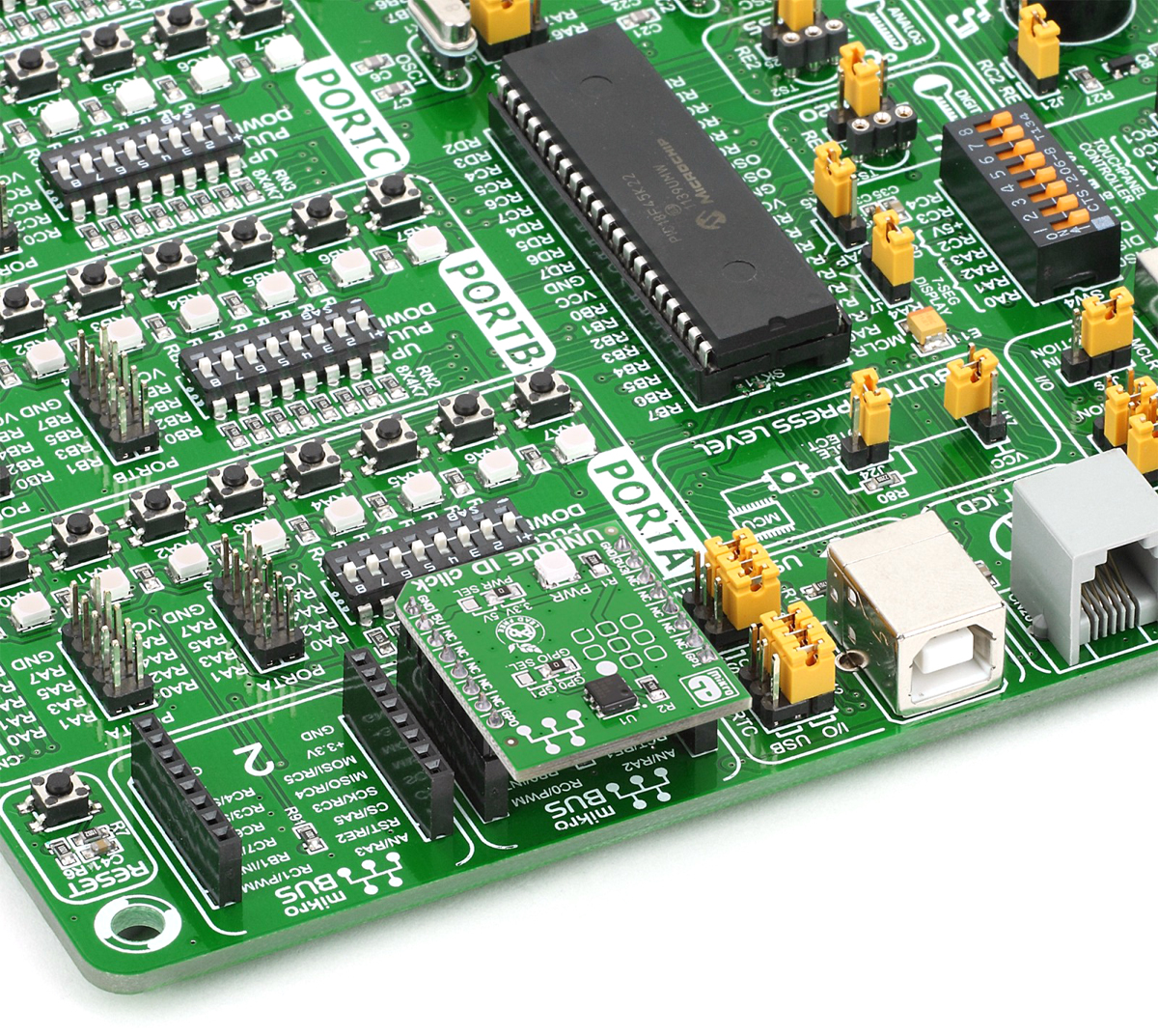 mikroe-1819 MikroElektronika MIKROE-1819 Development Board for DS2401 (Silicon serial number IC, Analog Devices/Maxim) for MikroBus