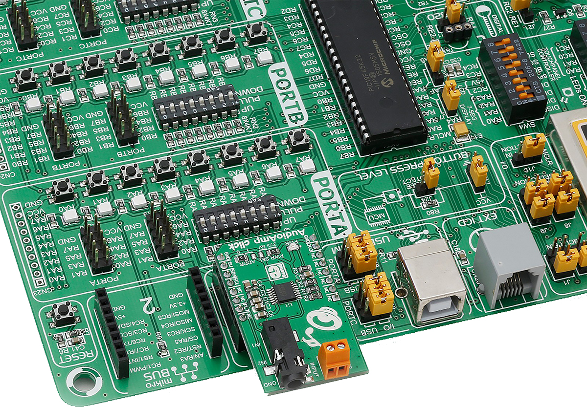 mikroe-2368 MikroElektronika MIKROE-2368 AudioAmp Click Audio Amplifier Development Board for MikroBus