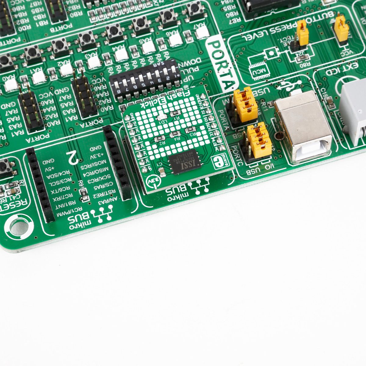 mikroe-2374 MikroElektronika MIKROE-2374 Flash 3 Click, Serial Flash Development Board for ISSI IS25LP128 for MikroBus