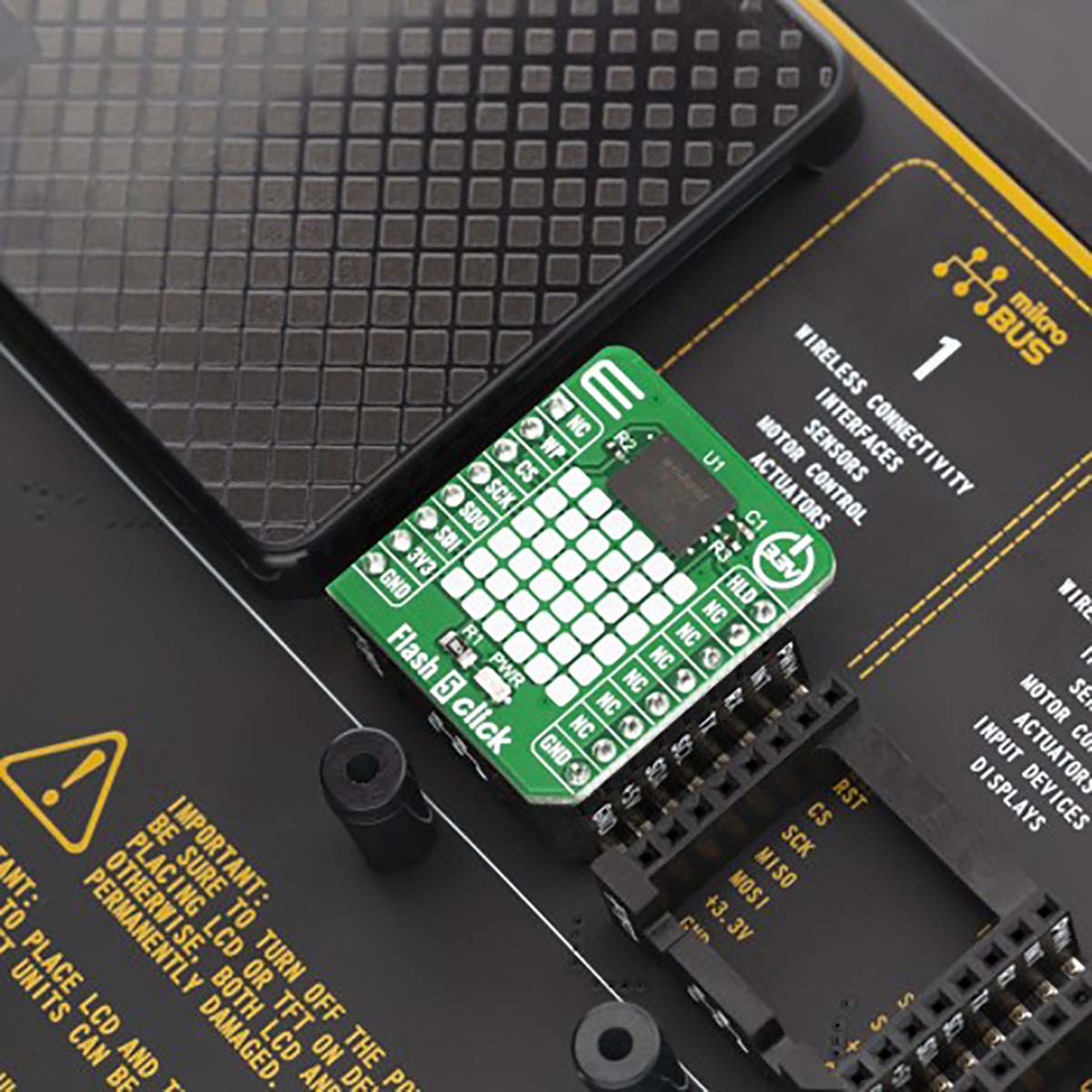 mikroe-3780 MikroElektronika MIKROE-3780, NAND for W25N01GVZEIG/IT (Serial SLC NAND Flash Memory from Winbond)