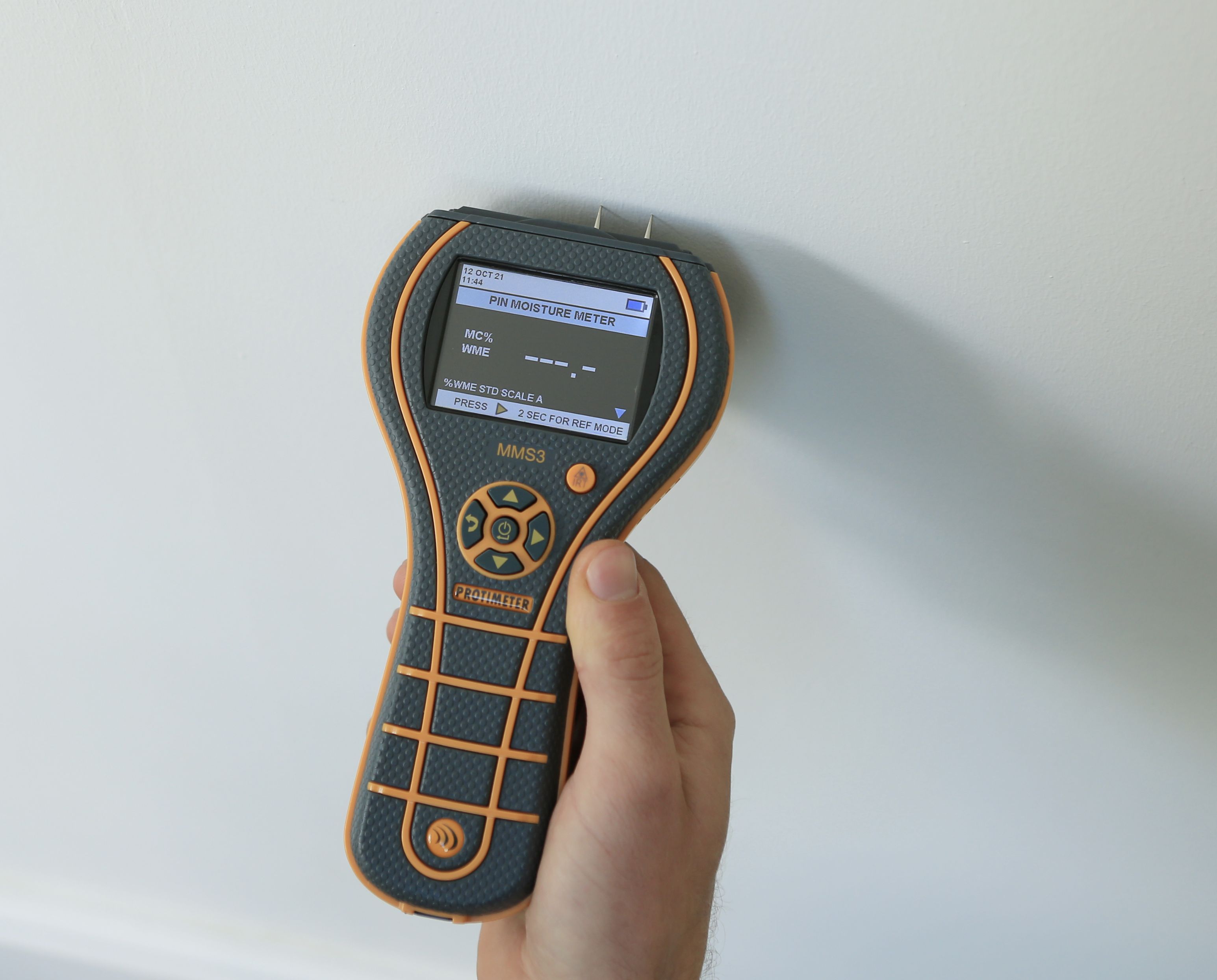 mms3-basic-bld9800 Protimeter BLD9800 Moisture Meter, LCD Display, Battery-Powered