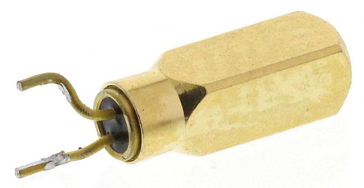 Micro Crystal 32.768 kHz Crystal ±20 ppm Surface Mount 2-Pin 2 mm 6 mm 2mm