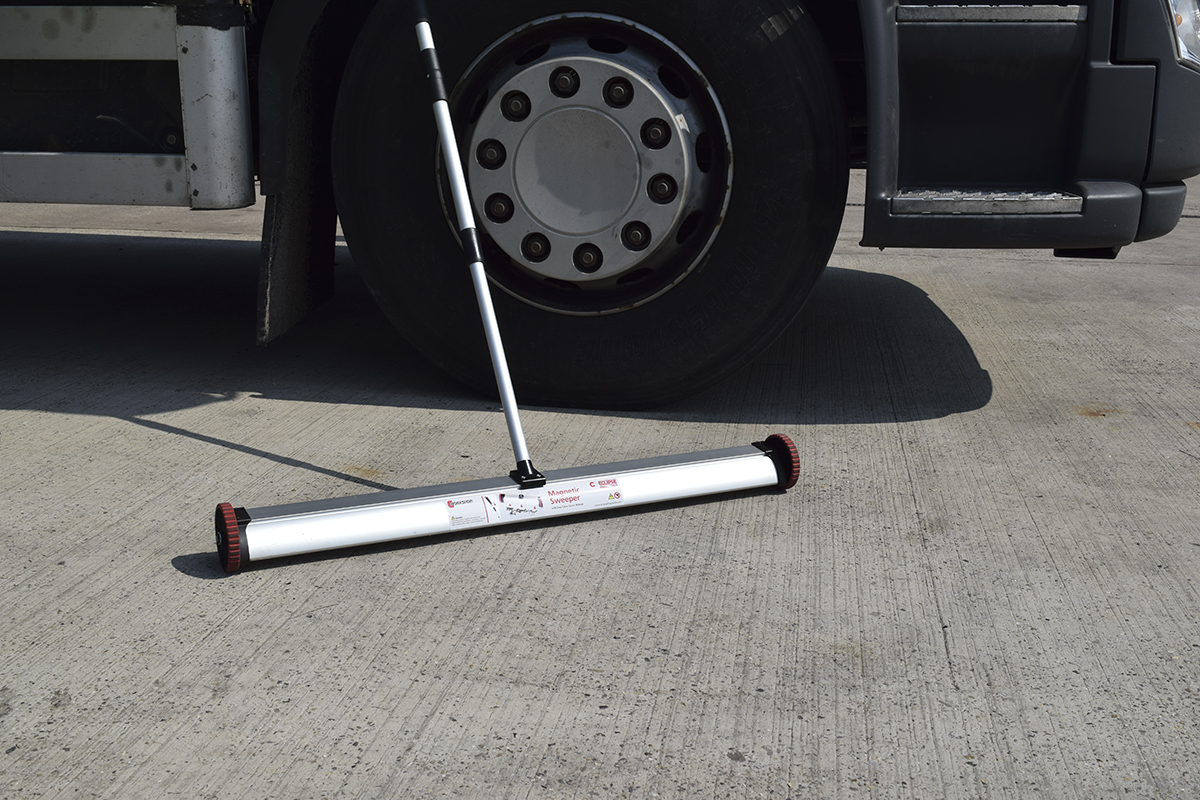 Eclipse Sweeper 1.05 m