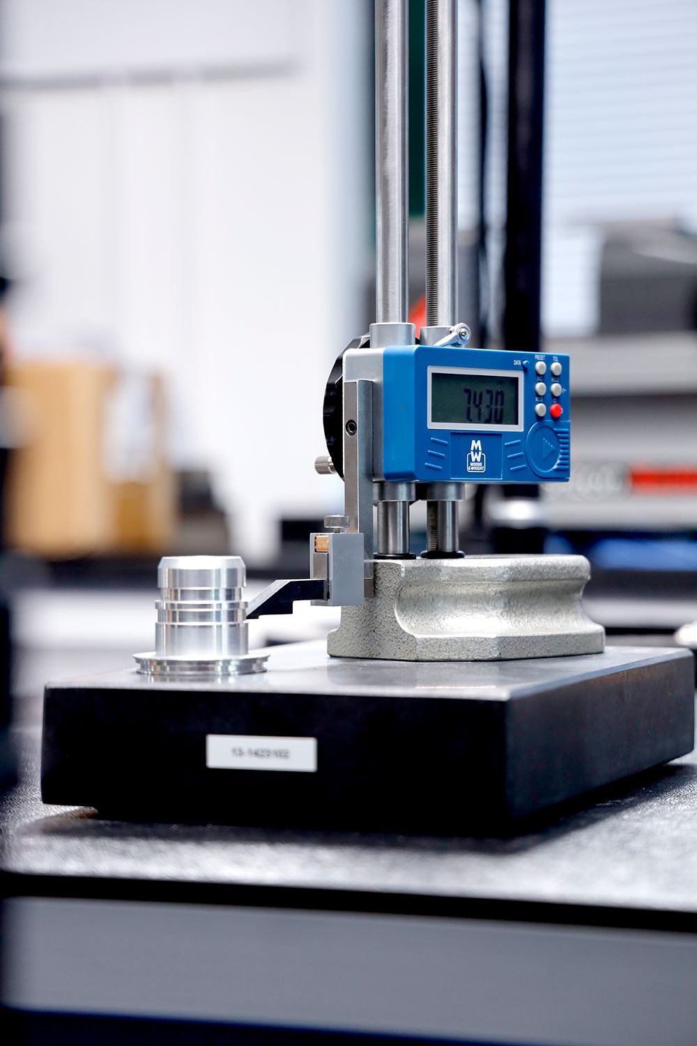 mw197-30ddl Moore & Wright LCD Height Gauge, max. measurement 300 mm