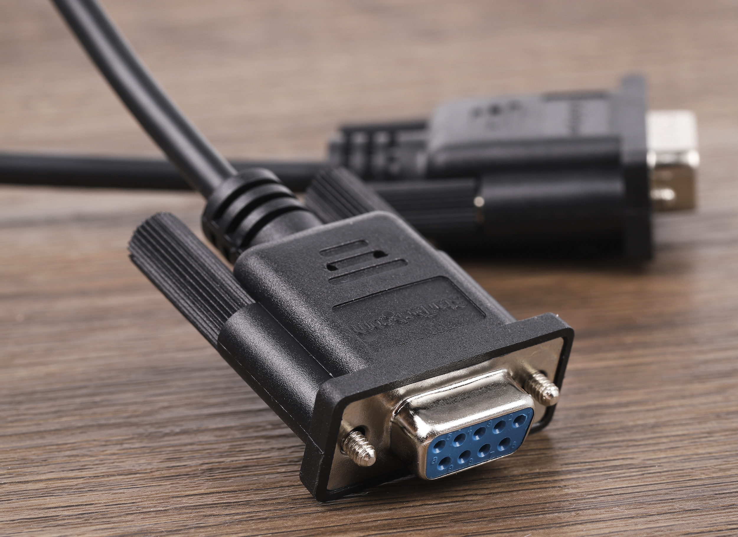 mxt1002mbk StarTech.com Male D-Sub 9-Pin to Female DB9 Serial Cable, 2 m Polyvinyl Chloride, MXT Series