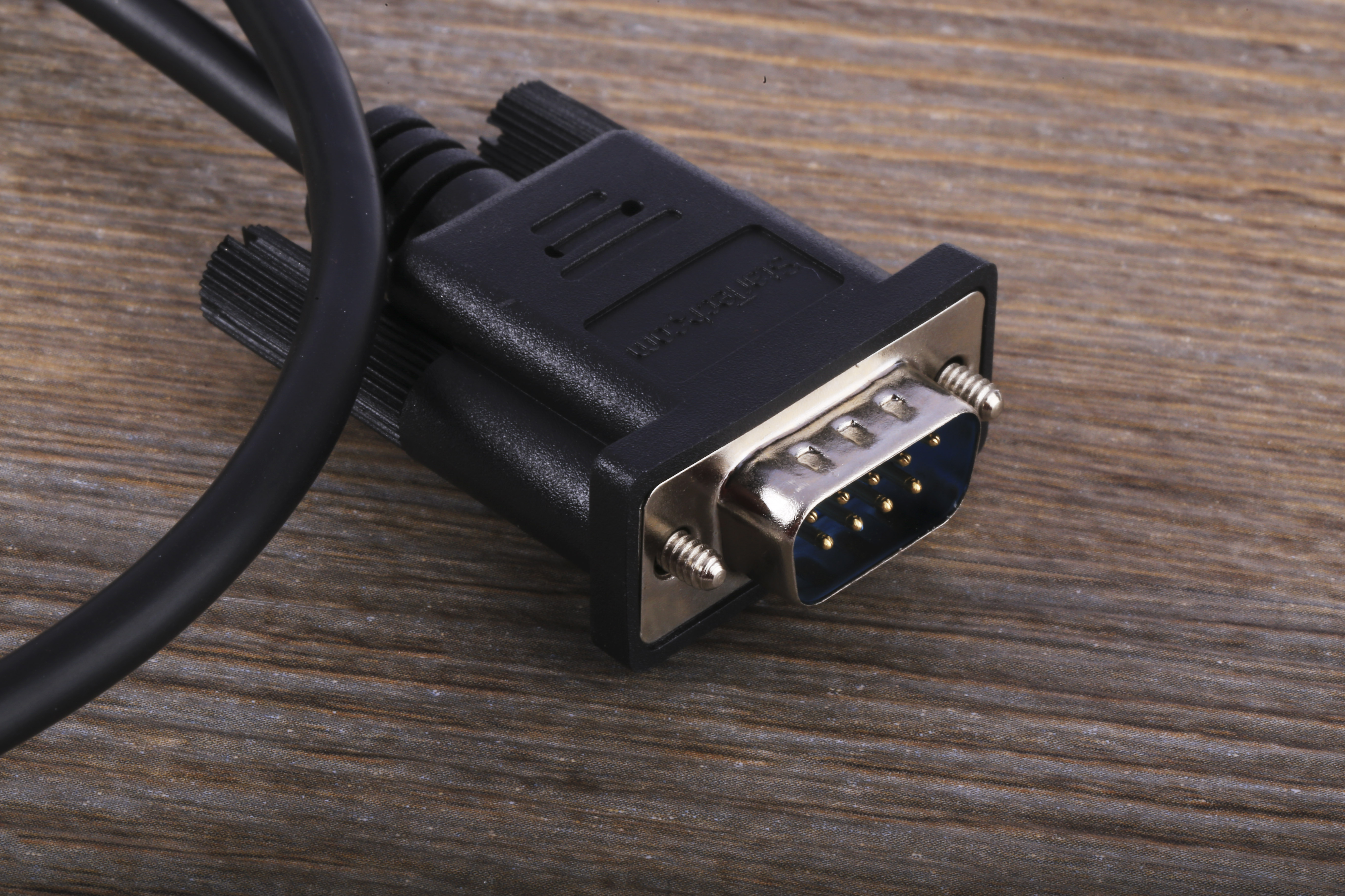 mxt10050cmbk StarTech.com Male D-Sub 9-Pin to Female DB9 Serial Cable, 0.5 m Polyvinyl Chloride, MXT Series
