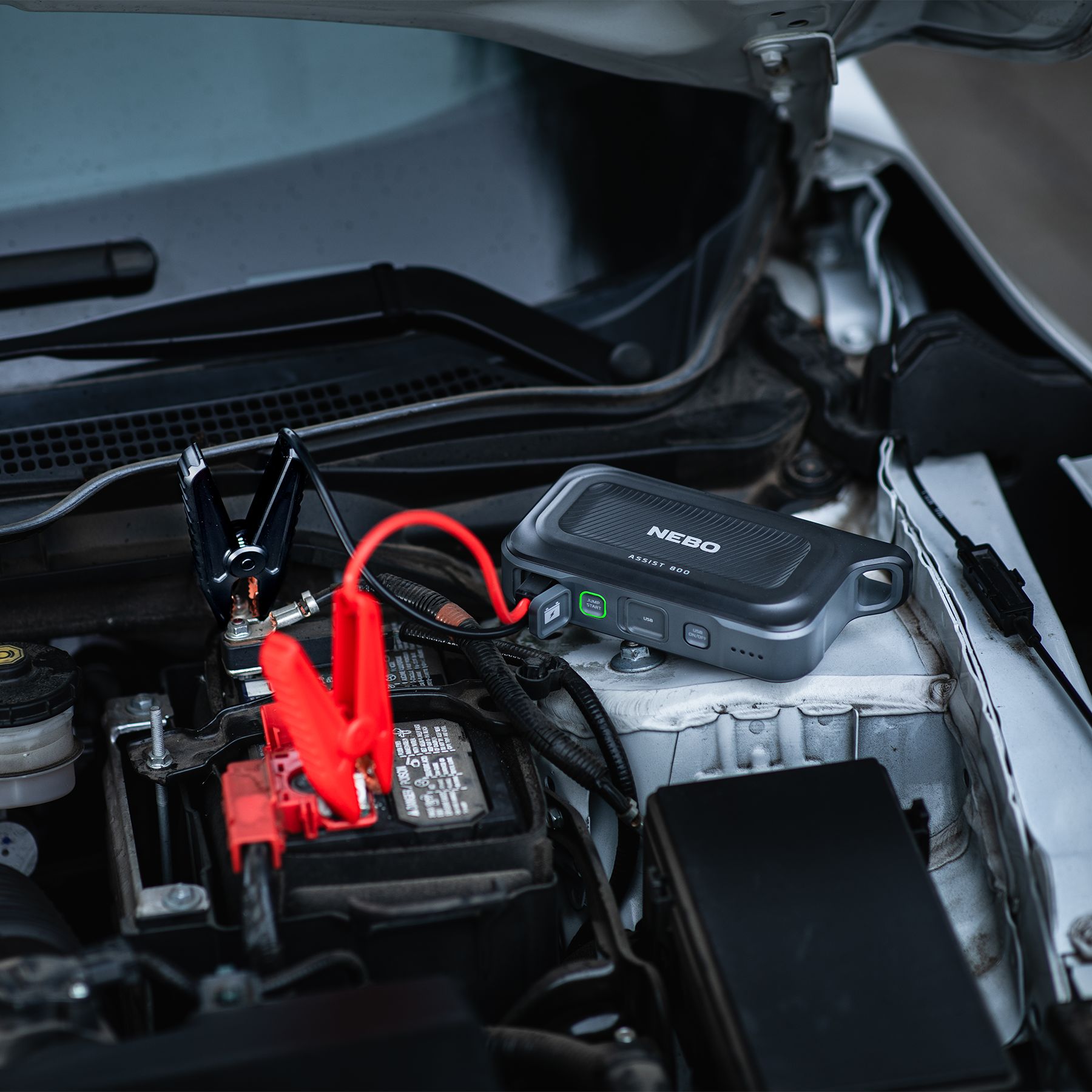 neb-jmp-0001-g Nebo Lithium NEBO Assist 800 Jump Starter
