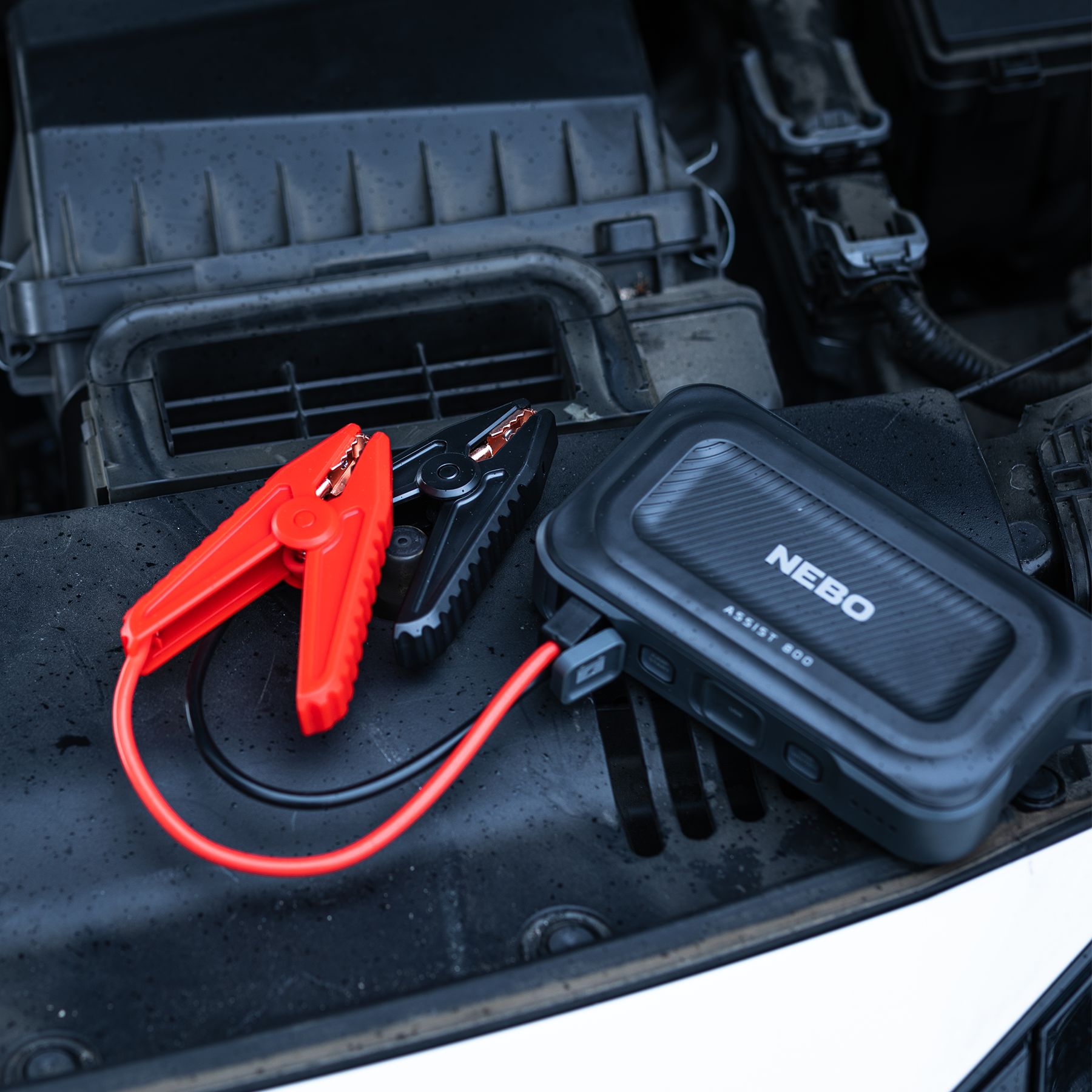 neb-jmp-0001-g Nebo Lithium NEBO Assist 800 Jump Starter