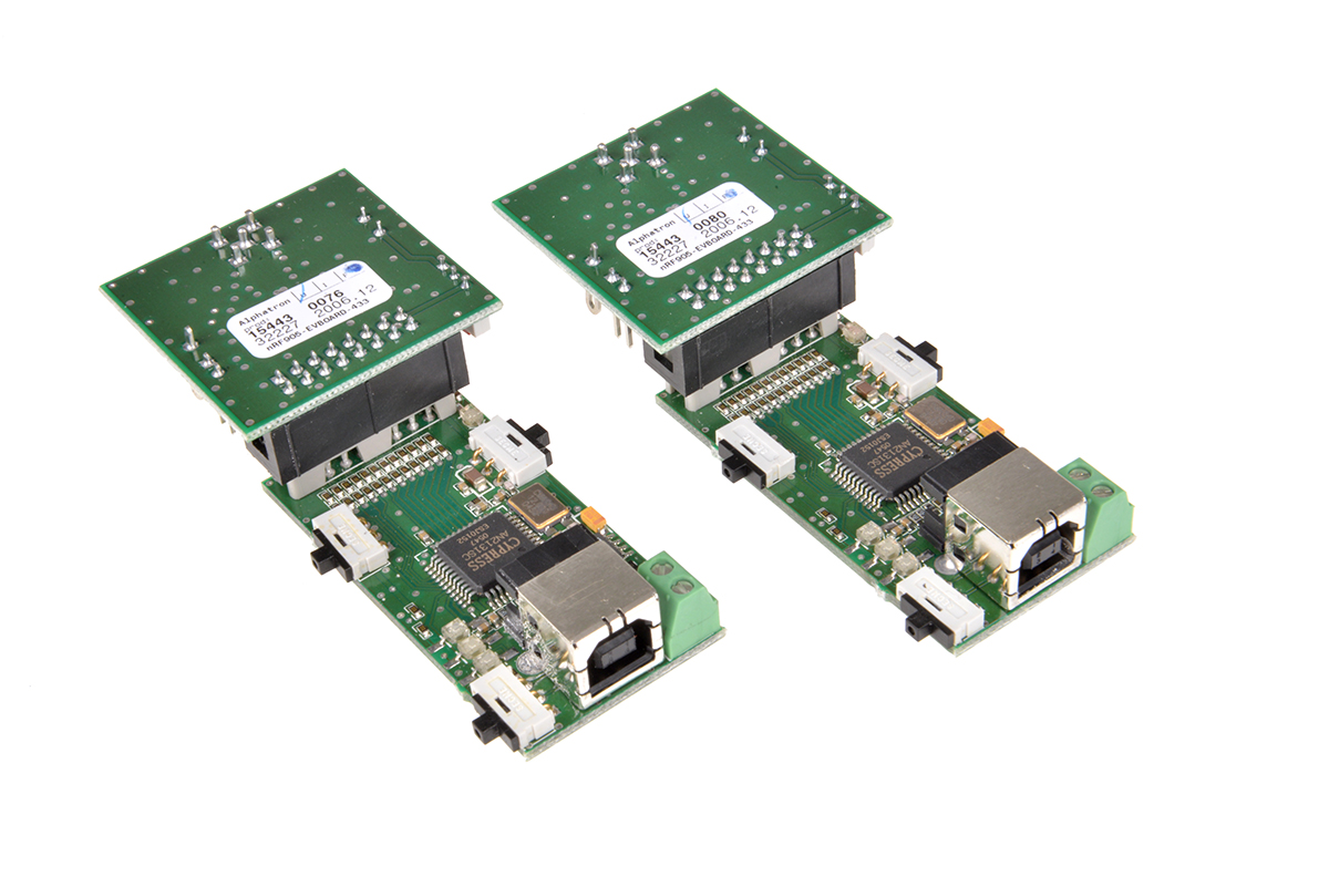 nrf905-evkit-868915 Nordic Semiconductor nRF905 Evaluation Kit nRF905 RF Transceiver Evaluation Kit for Digital Signal Processing and