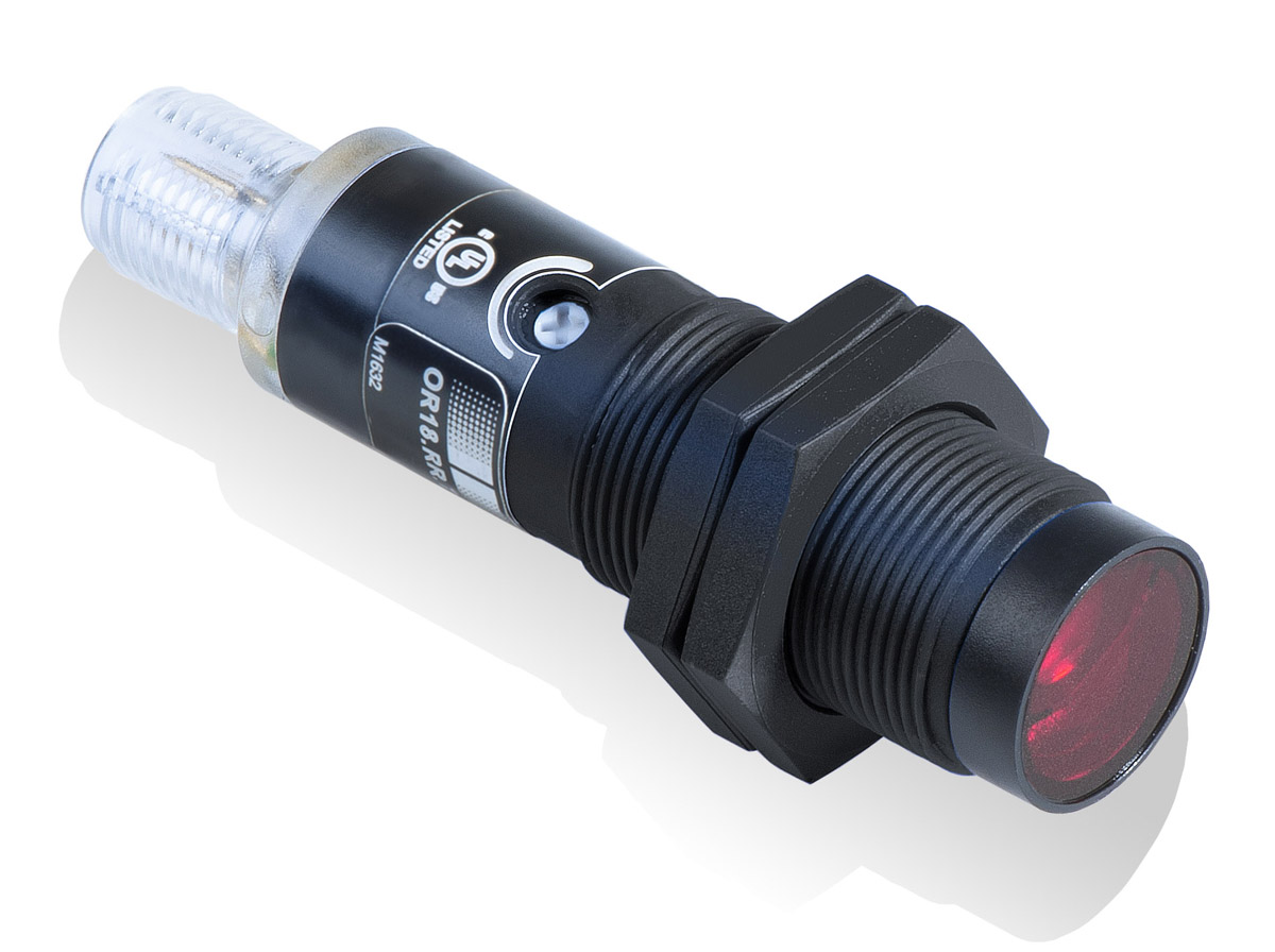 Baumer Diffuse Photoelectric Sensor, Barrel Sensor