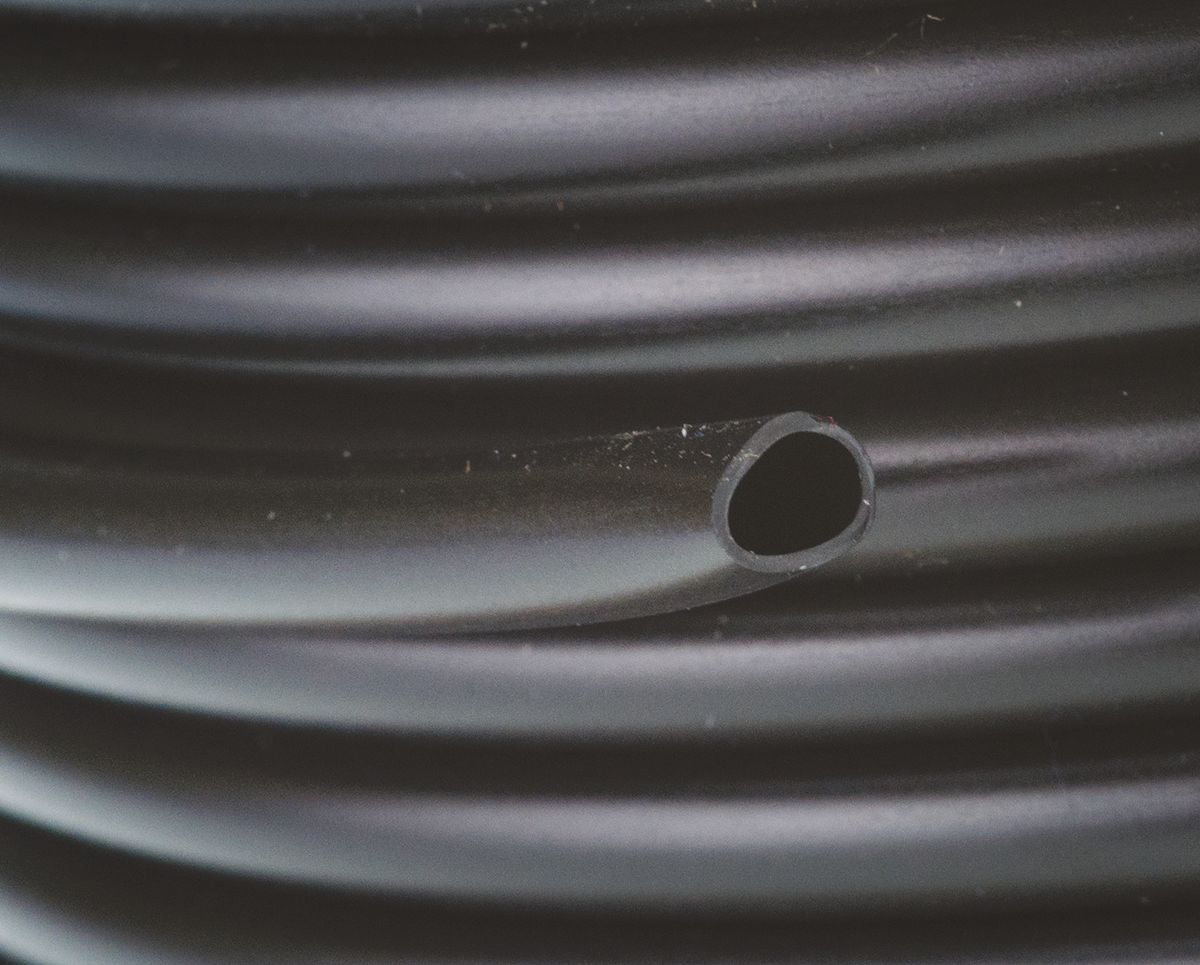 p1056-bk005 Alpha Wire Polyvinyl Chloride Black Cable Sleeve, 30m Length 4.52 mm Cable Diameter, FIT Wire Management Series