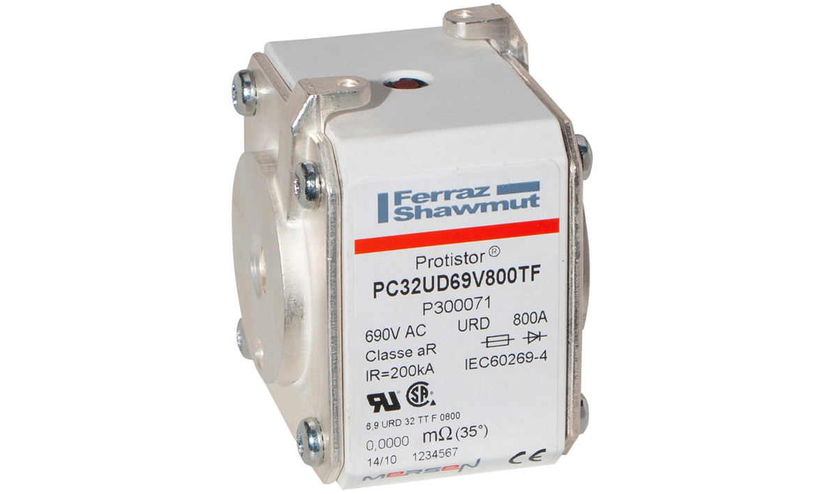 Mersen 800A size 32 FF Square Body Fuse, 700V