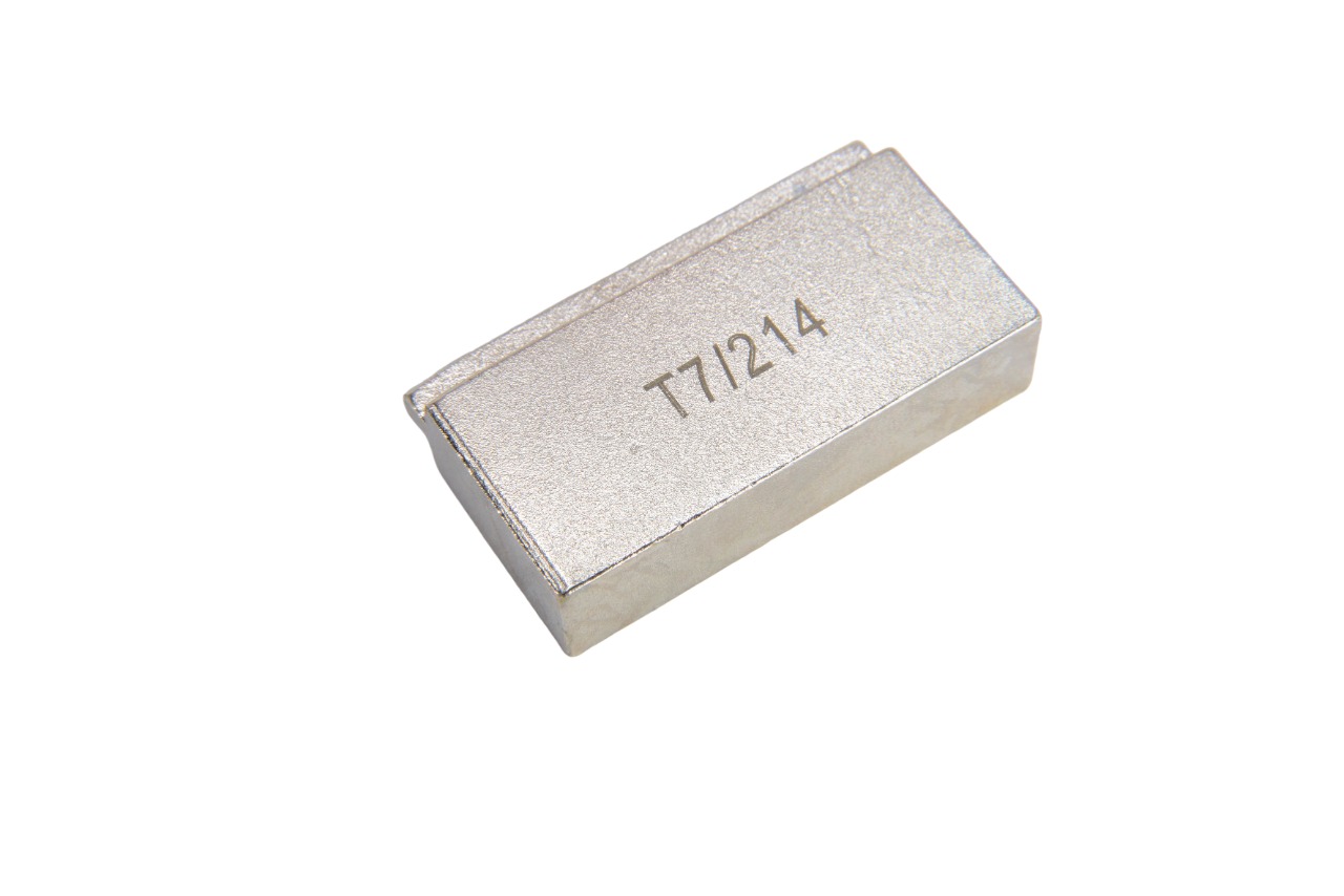 SAM Adapter for use with Engine Flywheel Blocking Tool