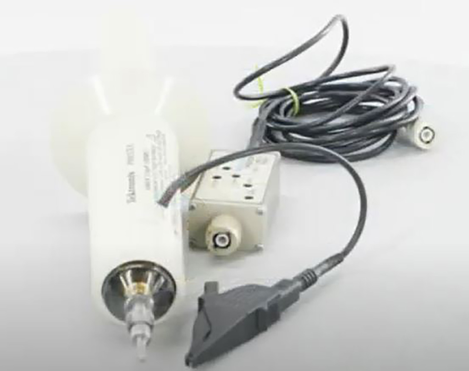 p6015a Tektronix P600 Series P6015A Oscilloscope Probe, Voltage Type, 75 MHz, 1000:1, BNC Connector