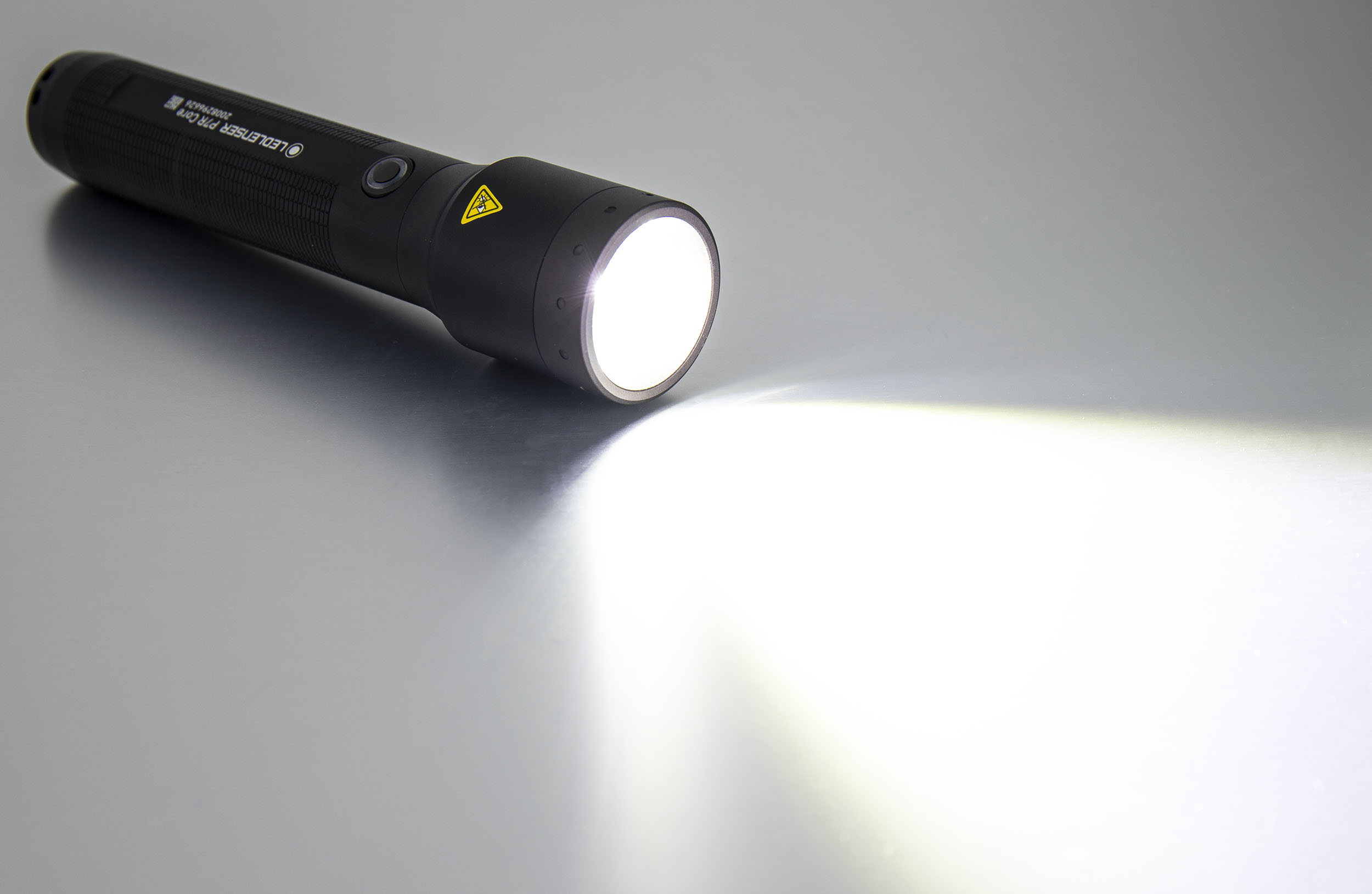p7r-core LEDLENSER LED Torch White Rechargeable