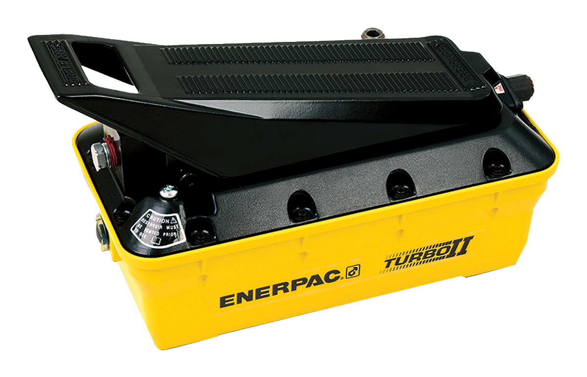 Enerpac PATG1102N Hydraulic Hand Pump, 2081 cm³ Hand, 700 bar